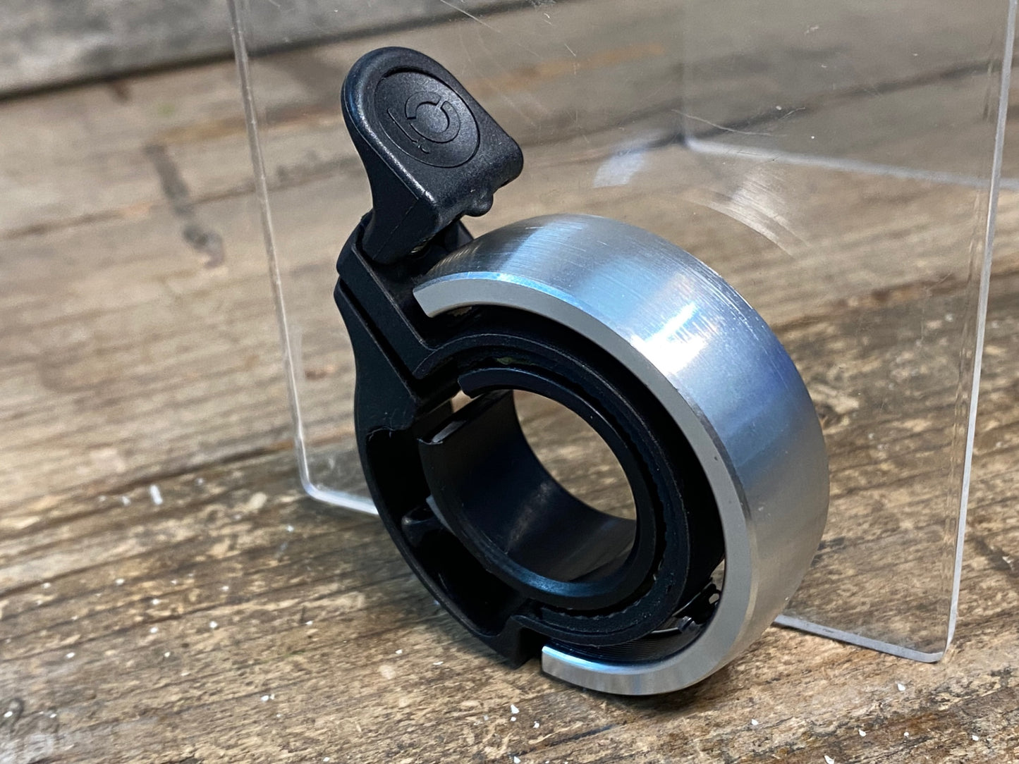 IR137 ノグ knog オイ Oi ベル Φ31.8 シルバー Φ22.2スペーサー付属