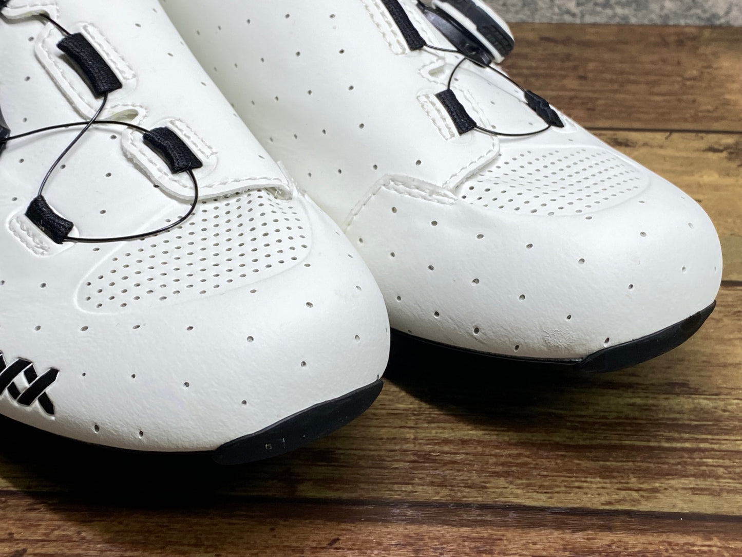 IV485 ボントレガー BONTRAGER XXX ビンディングシューズ SPD-SL EU42 白