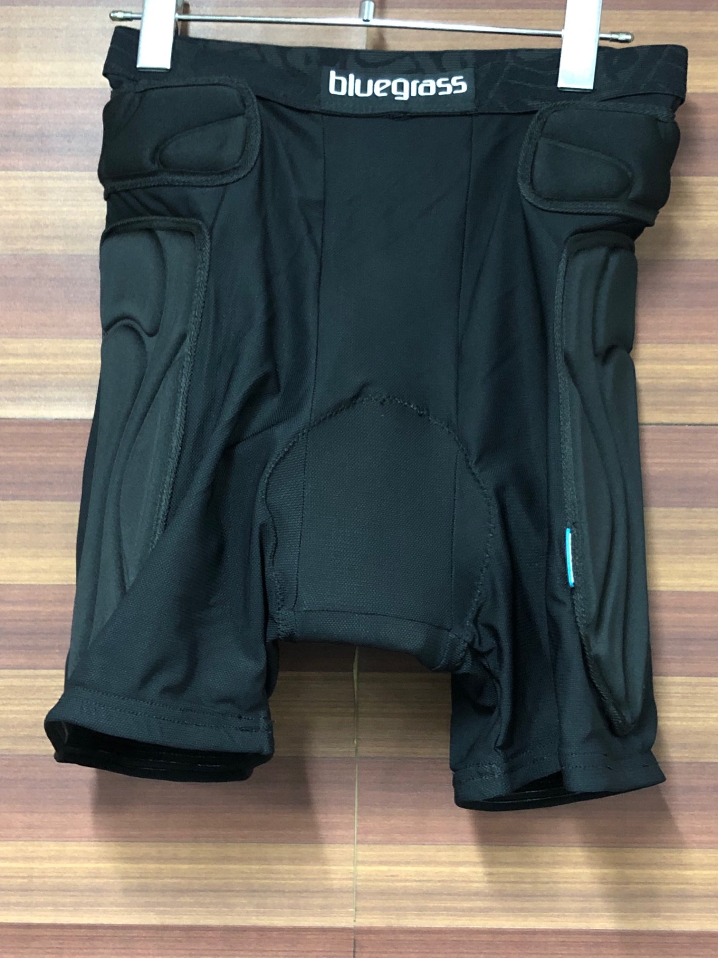 IN221 ブルーグラス Bluegrass Wolverine Protective サイクルパンツ 黒 M