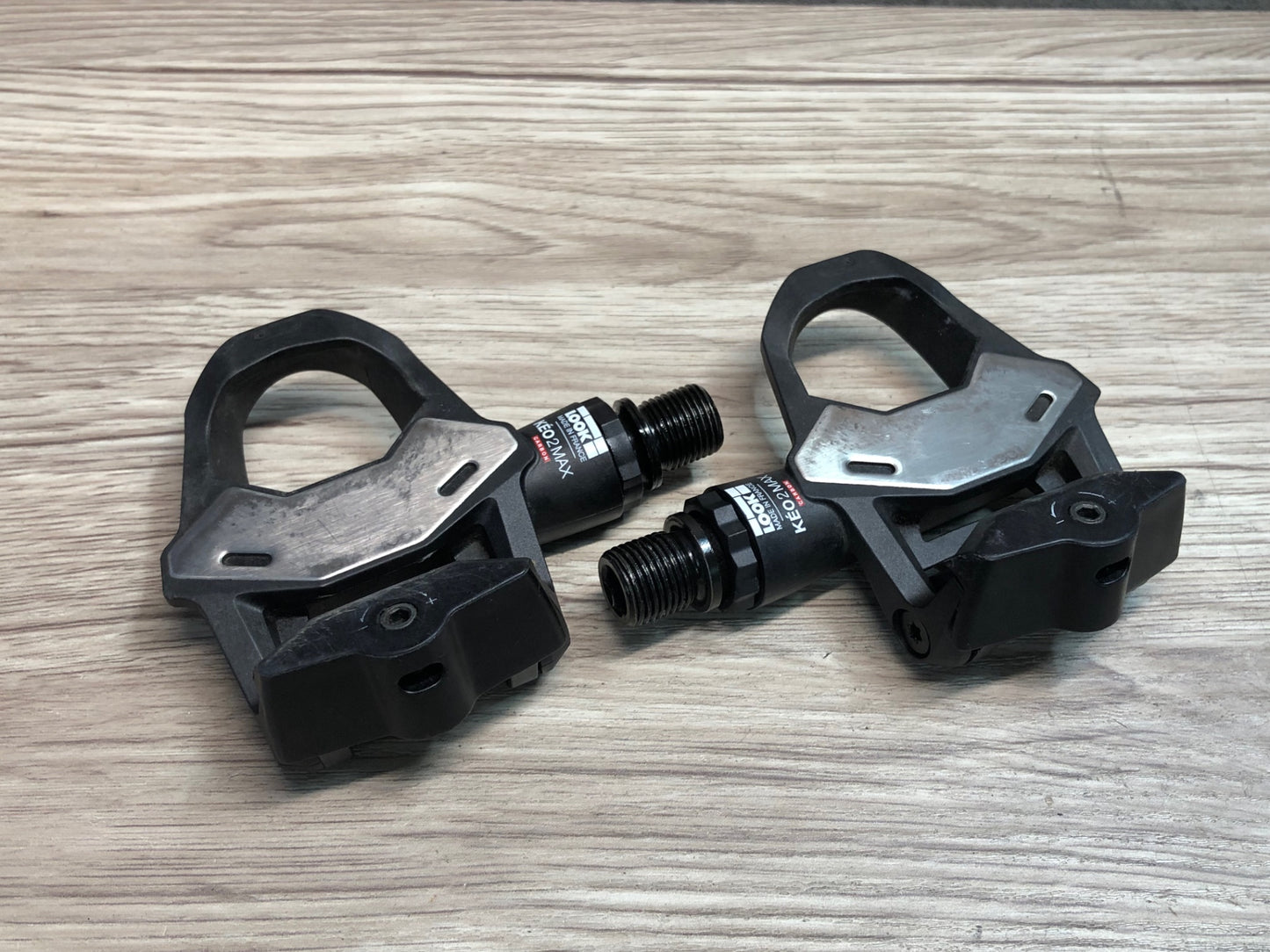 IU260 ルック LOOK KEO 2 MAX CARBON ビンディングぺダル 黒