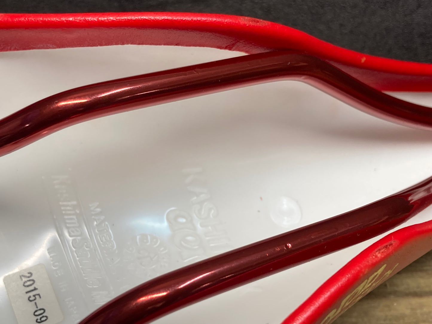 IS182 カシマックス KASHIMAX aero サドル レッド