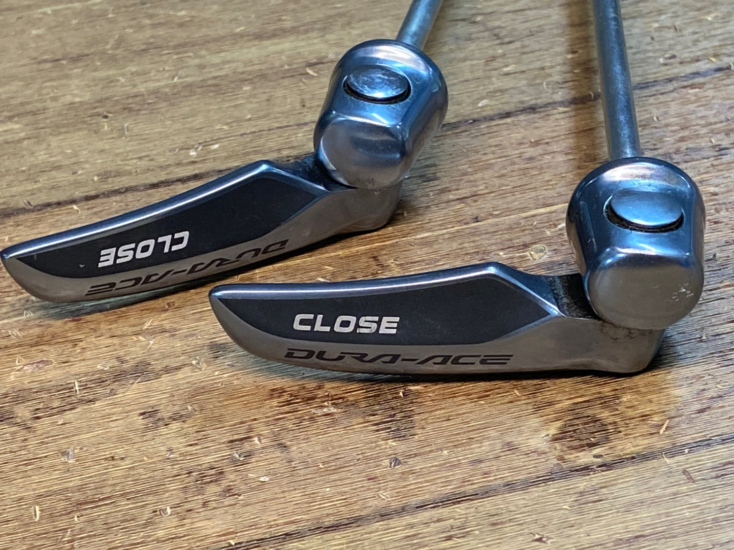 IR766 シマノ SHIMANO デュラエース DURA-ACE WH-9000 クイックリリース 100/130mm