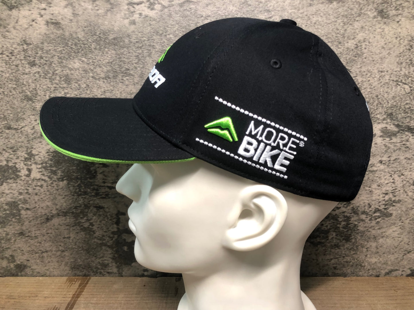 IQ206 メリダ MERIDA キャップ 黒