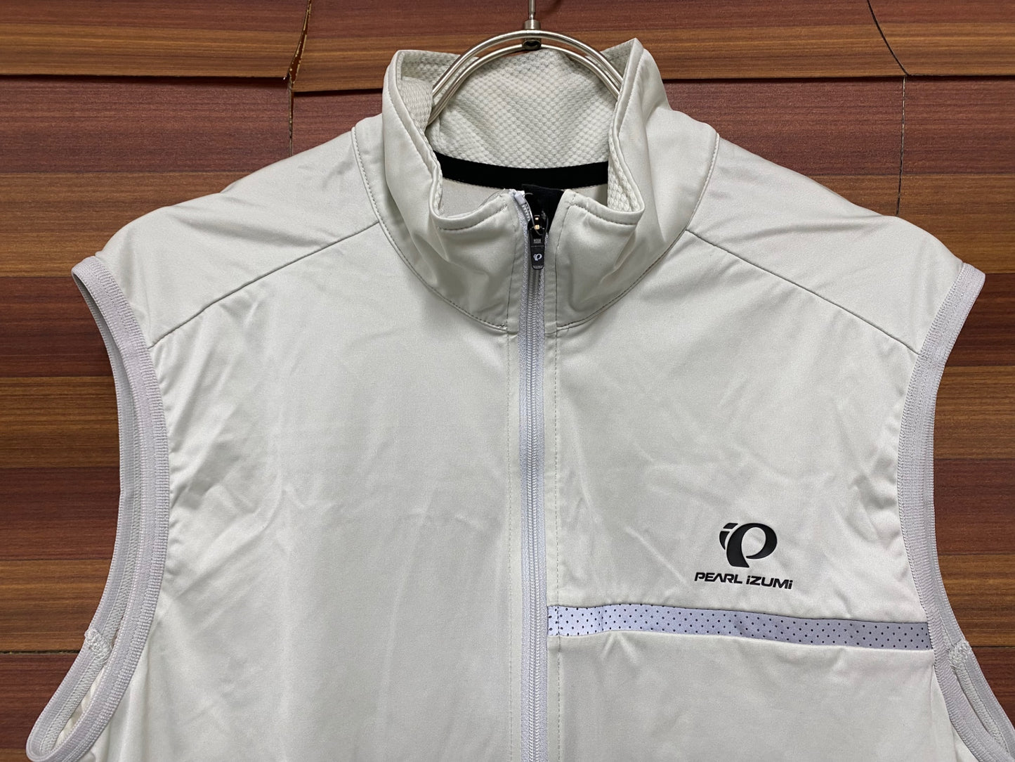 IU741 パールイズミ PEARL iZUMi ジレ サイクルベスト 白 XL