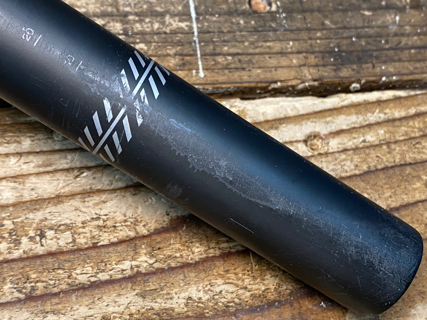 IX437 ボントレガー BONTRAGER XXX カーボン シートポスト 350mm Φ27.2 締め跡