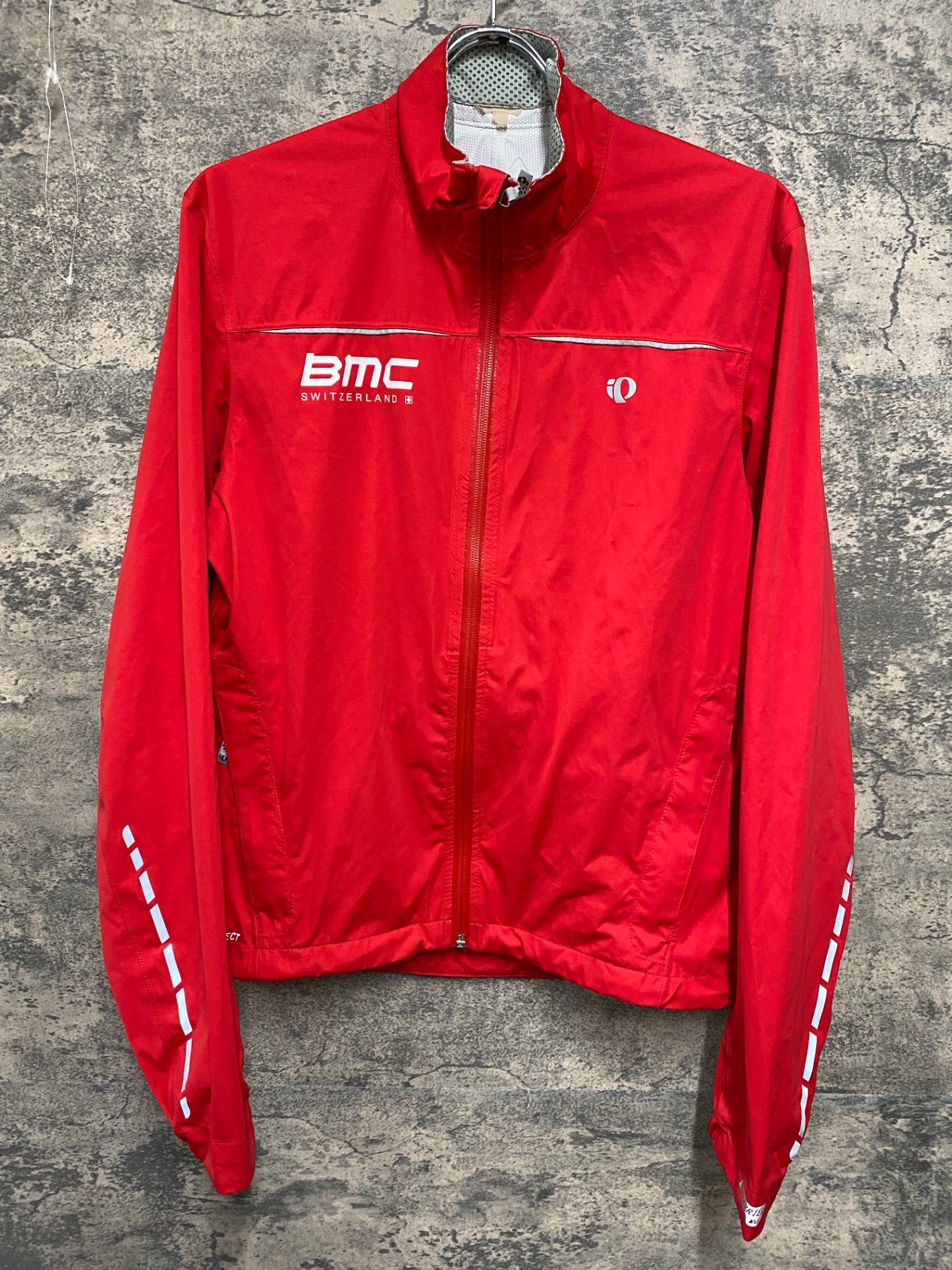 JC909 パールイズミ PEARL iZUMi BMC サイクルジャケット 赤 サイズ不明