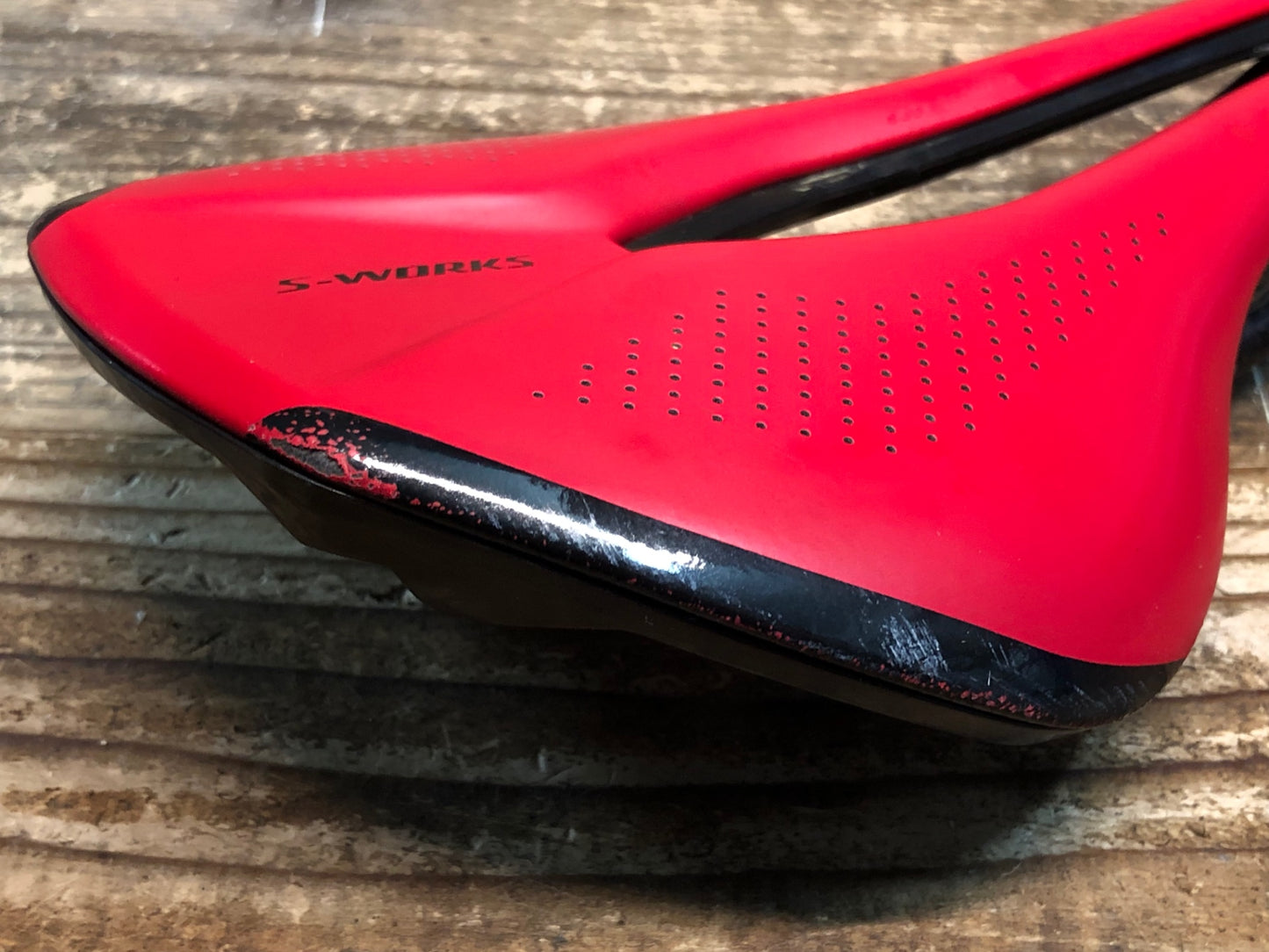 IV274 スペシャライズド SPECIALIZED S-WORKS パワー Power サドル カーボンレール 143㎜ 赤