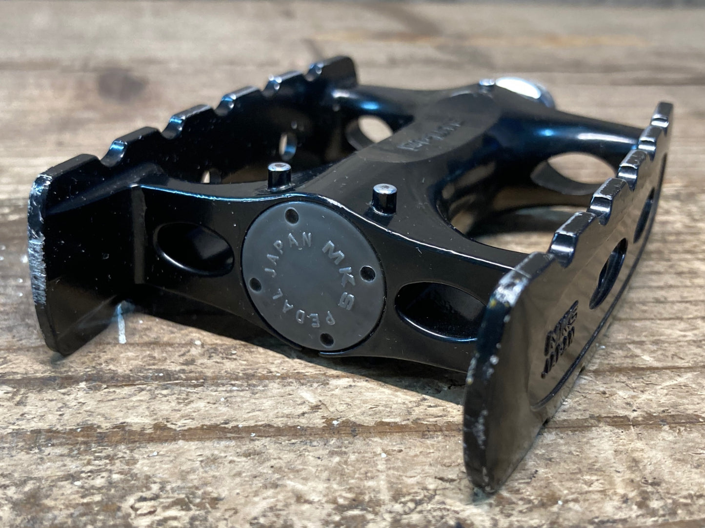 IL917 三ヶ島 CT-LITE フラットペダル 黒