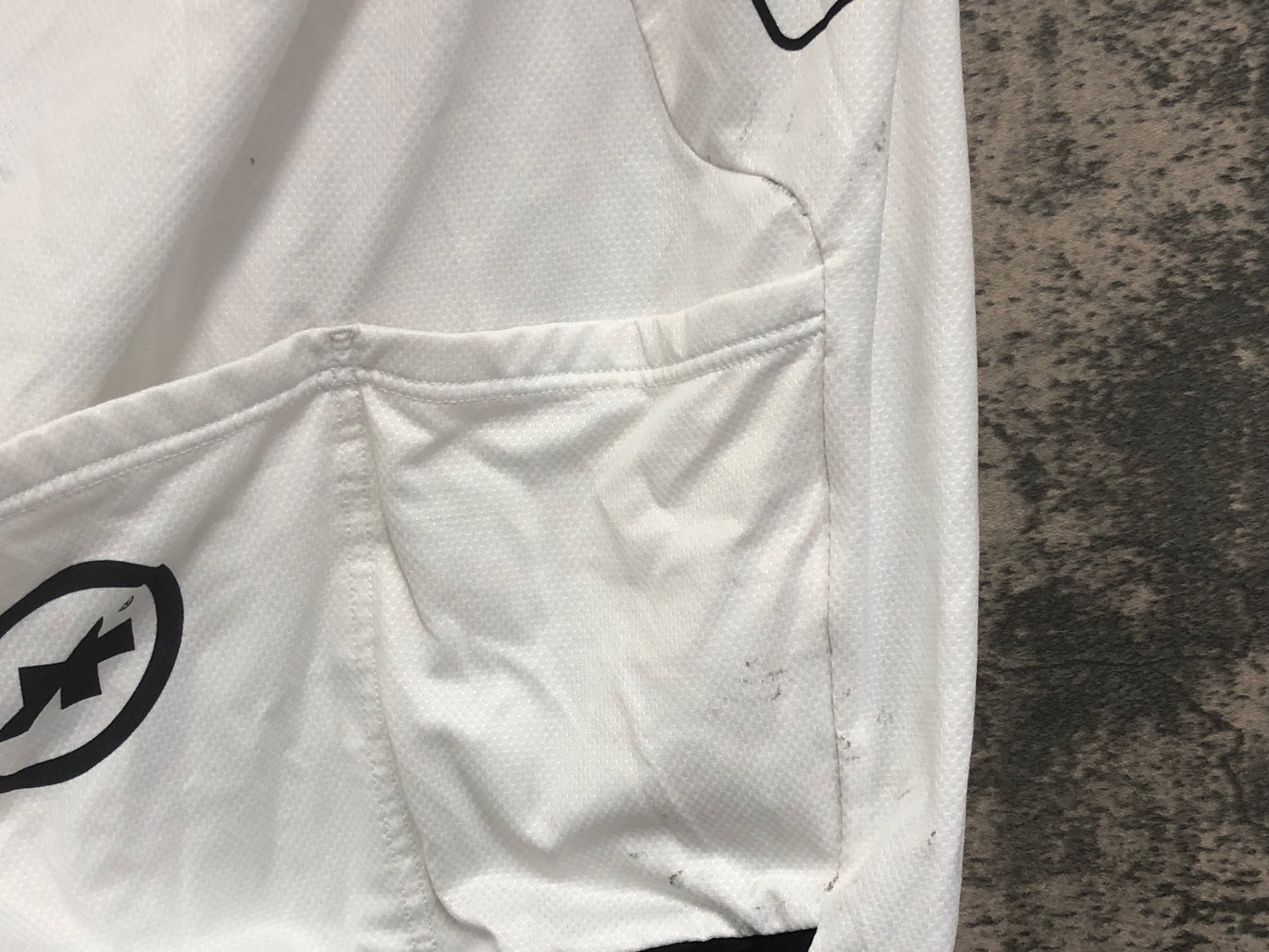 IX201 アソス assos NS.NEOPRO サイクルベスト ジレ 白 赤 M ※汚れ