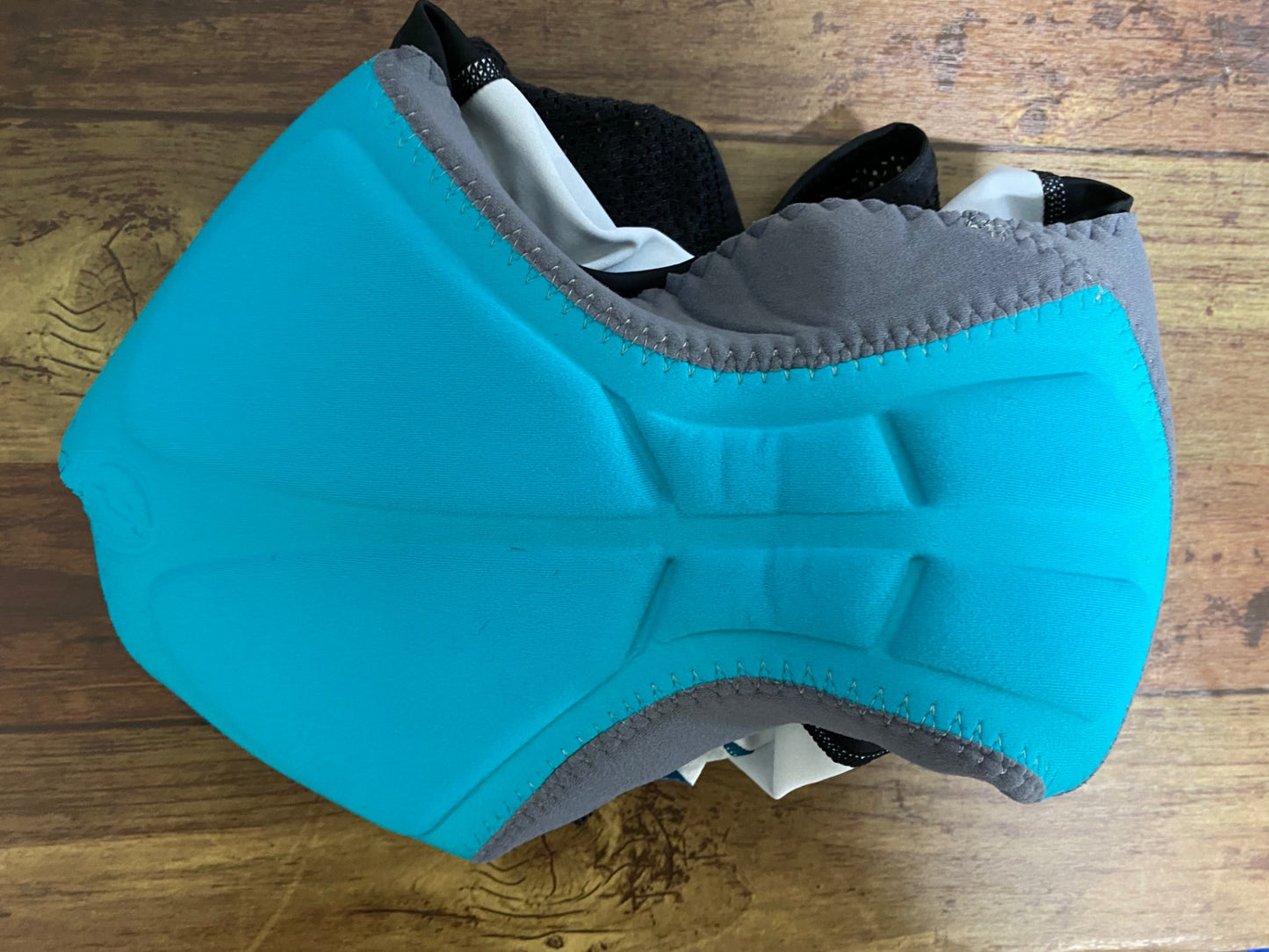 IU113 リオンドカペルミュール Lion de KAPELMUUR ビブショーツ 黒紺 S