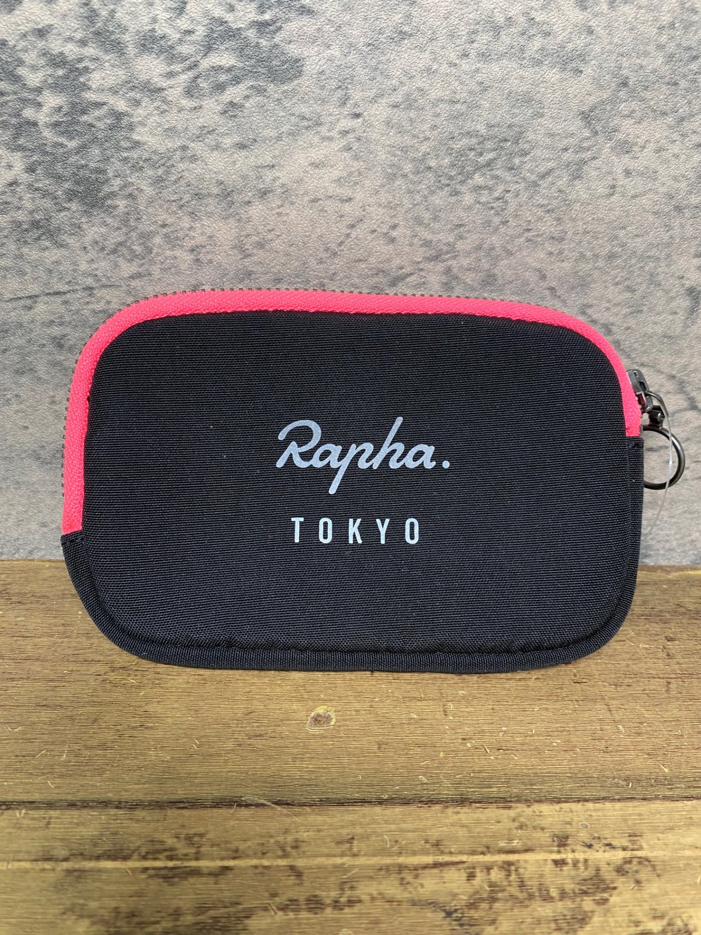 JB147 ラファ Rapha CLUBHOUSE ESSENTIALS CASE サイクルポーチ 黒 ピンク