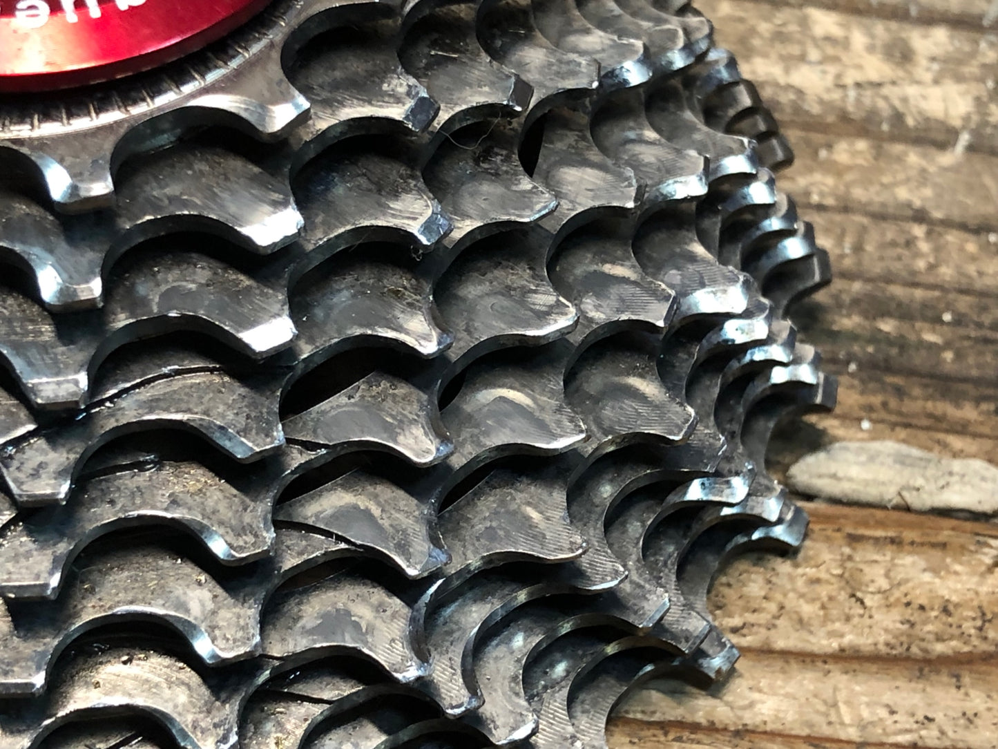 IV136 TNi アルミ スプロケット 12-28T シマノ11S