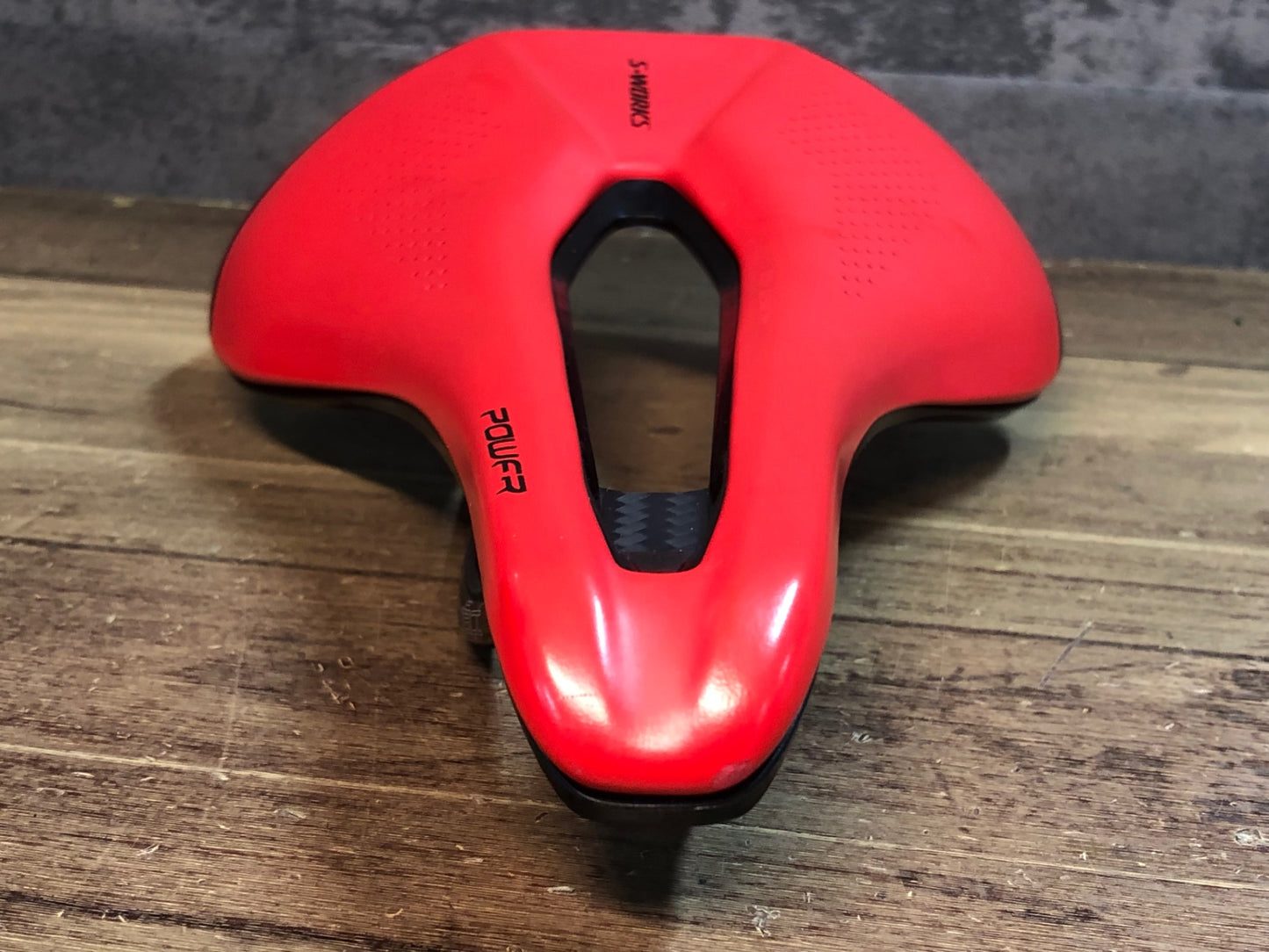IX441 スペシャライズド SPECIALIZED S-WORKS パワー Power サドル カーボンレール 143㎜ 赤