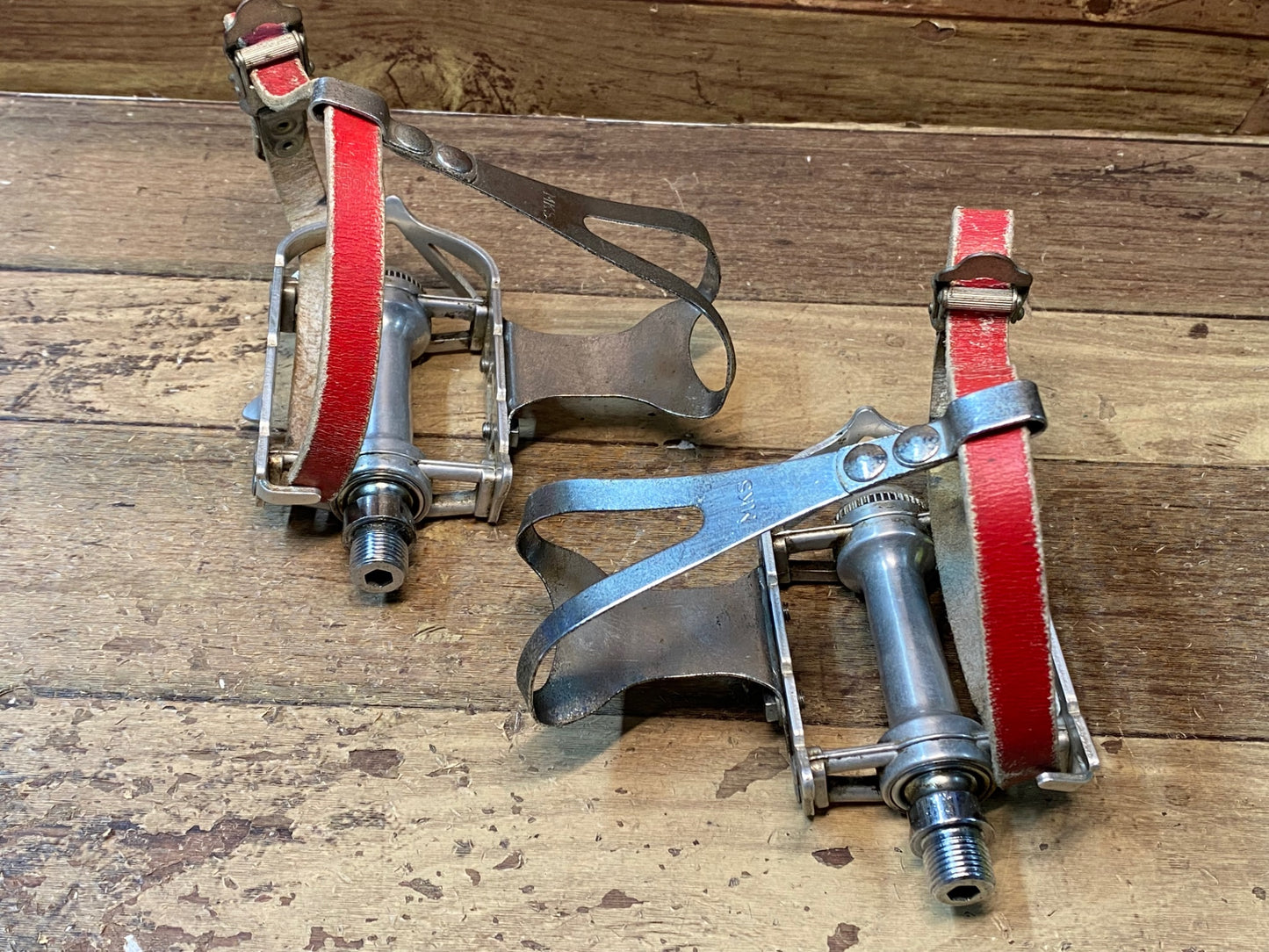 IN069 三ヶ島 MKS ユニーク UNIQUE ロイヤル ROYAL フラットペダル トゥークリップ付属