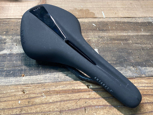 IR164 フィジーク fizik アンタレス ANTARES R1 OPEN CARBON BRAIDED サドル
