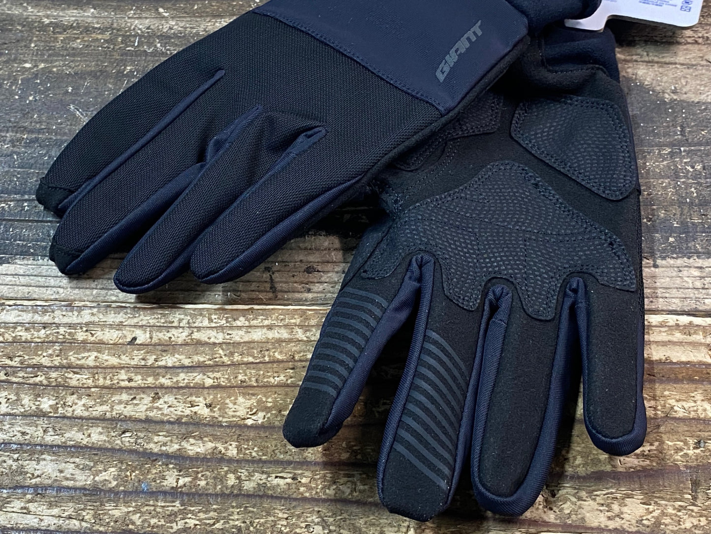 IV929 ジャイアント GIANT CHILL グローブ 黒 M 裏起毛