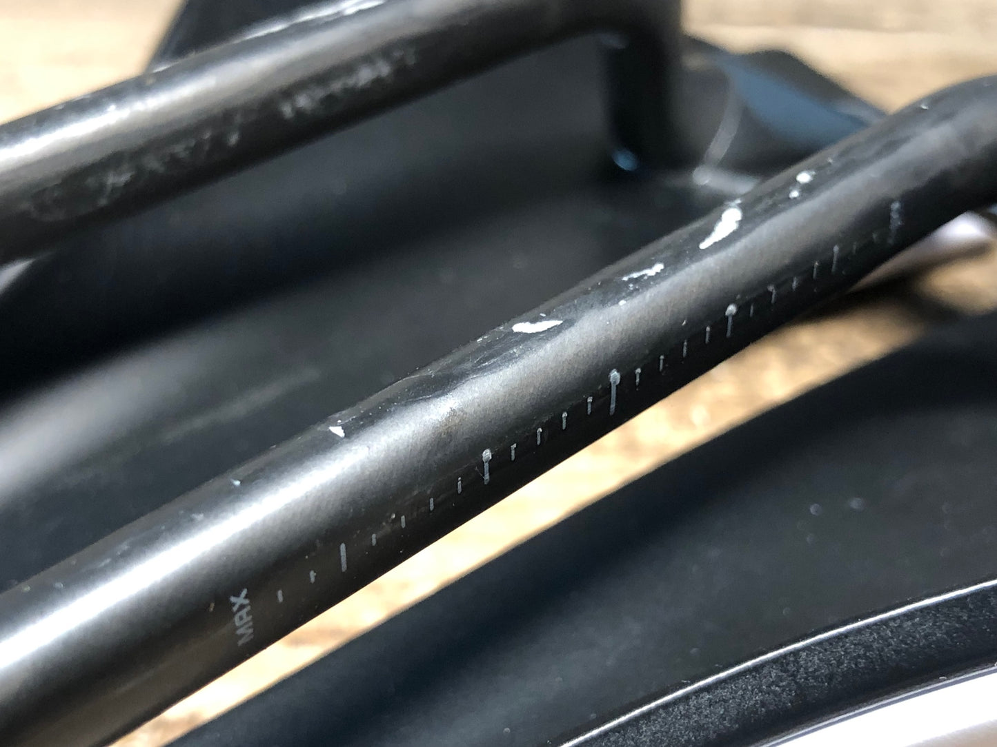 JA713 ボントレガー BONTRAGER アイオロスプロ AEOLUS PRO サドル カーボンレール 145mm 白