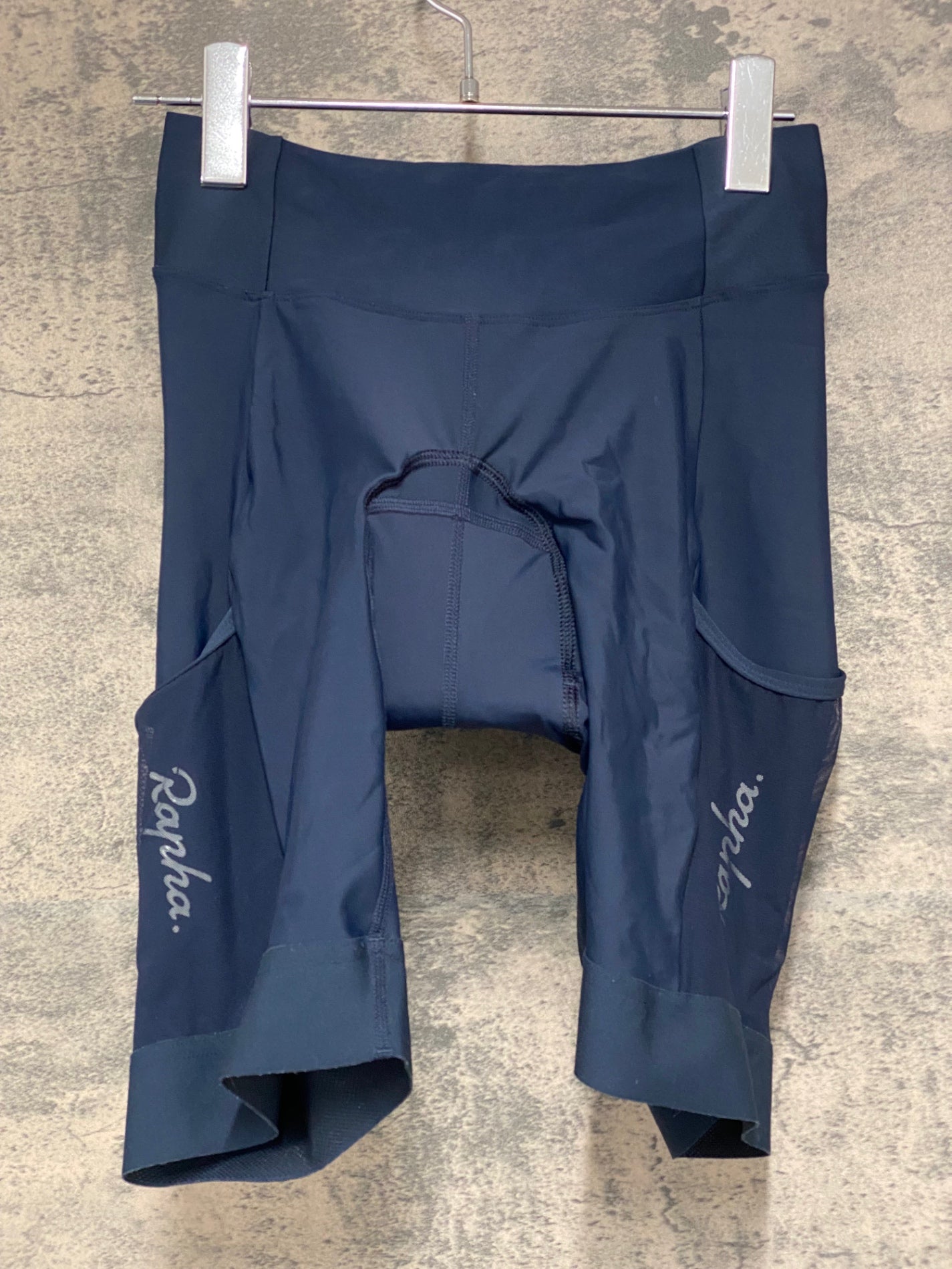 IX365 ラファ Rapha WOMEN'S CORE CARGO SHORTS レーサーパンツ 紺 S