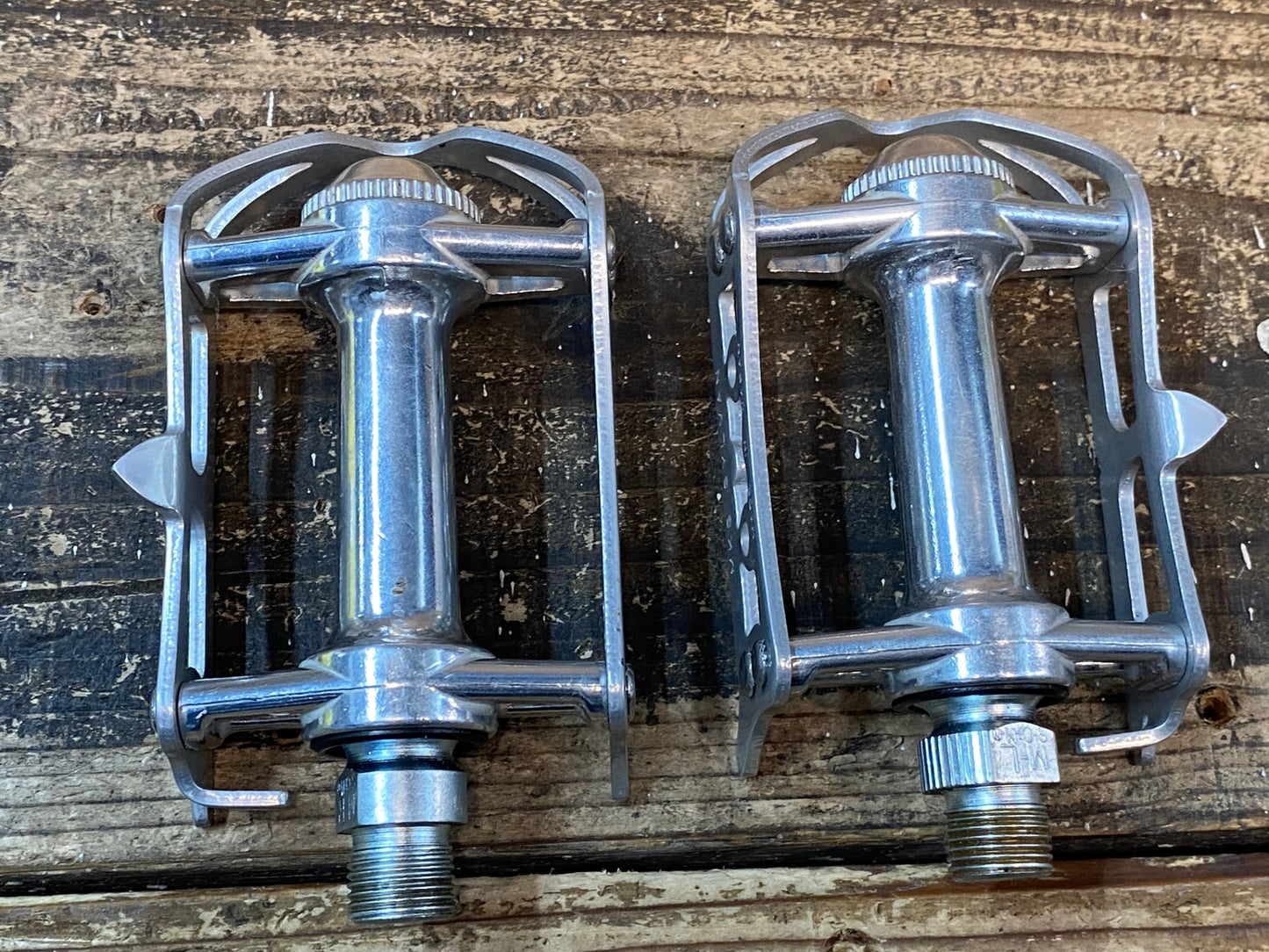 IT888 三ヶ島 MKS SYLVAN ROAD フラットペダル シルバー