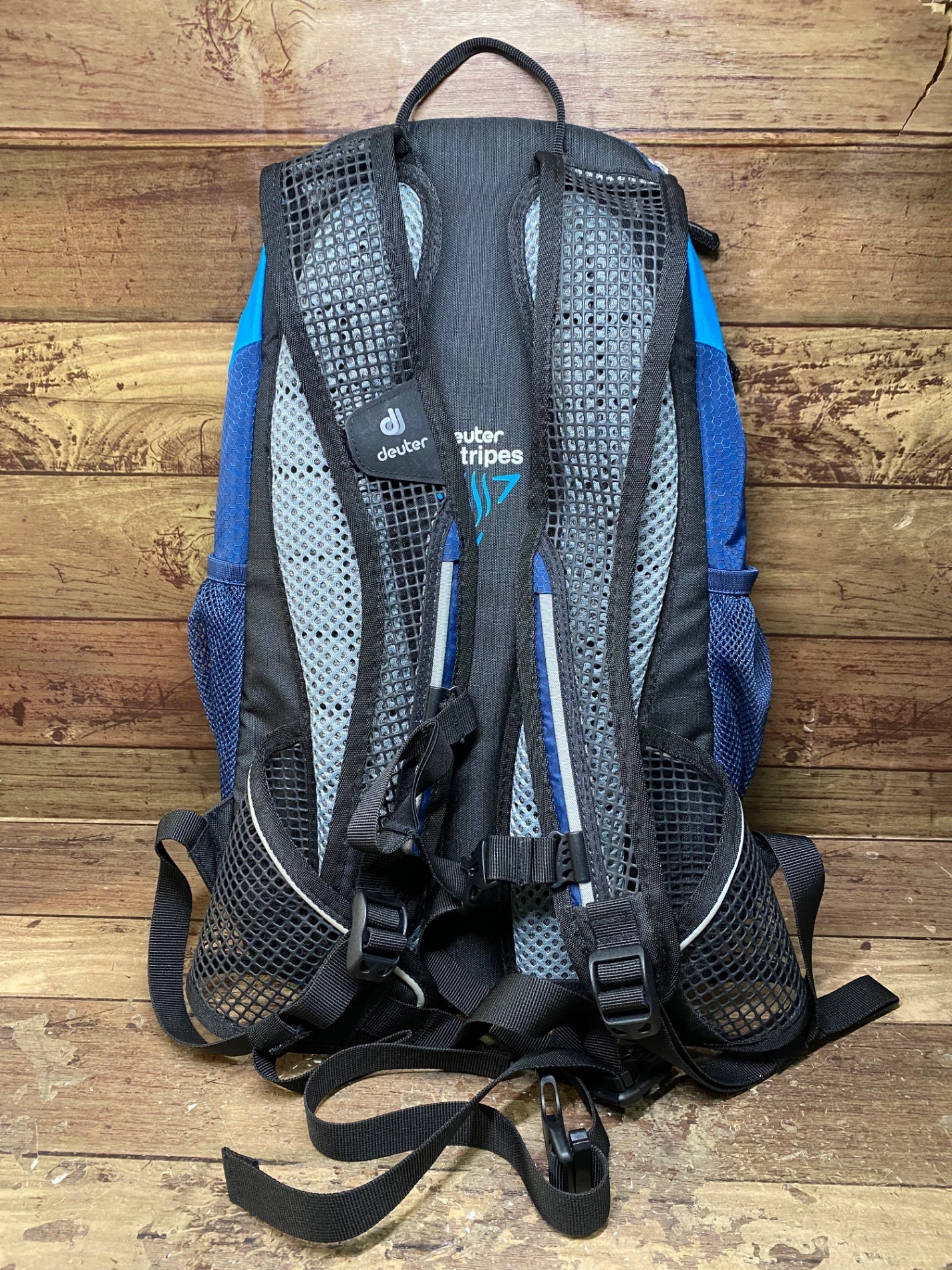 IM710 ドイター deuter RACE X バックパック リュックサック 青