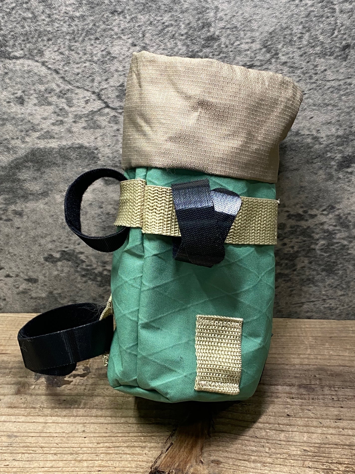 IZ988 ビッチン BTCHN stem bag sand ステムバッグ グリーン