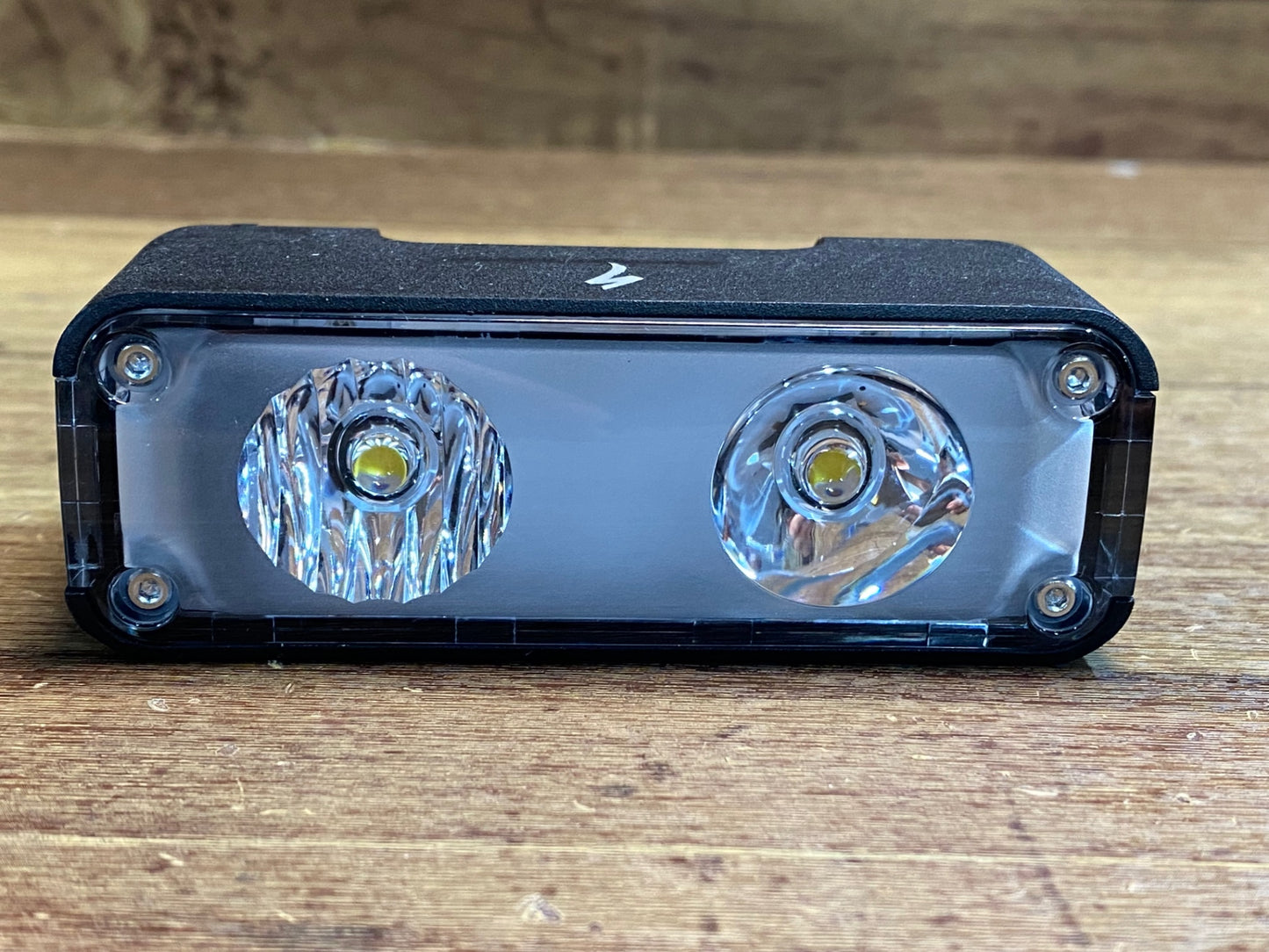 IH929 スペシャライズド SPECIALIZED FLUX 1250 HEAD LIGHT ライト 点灯確認済