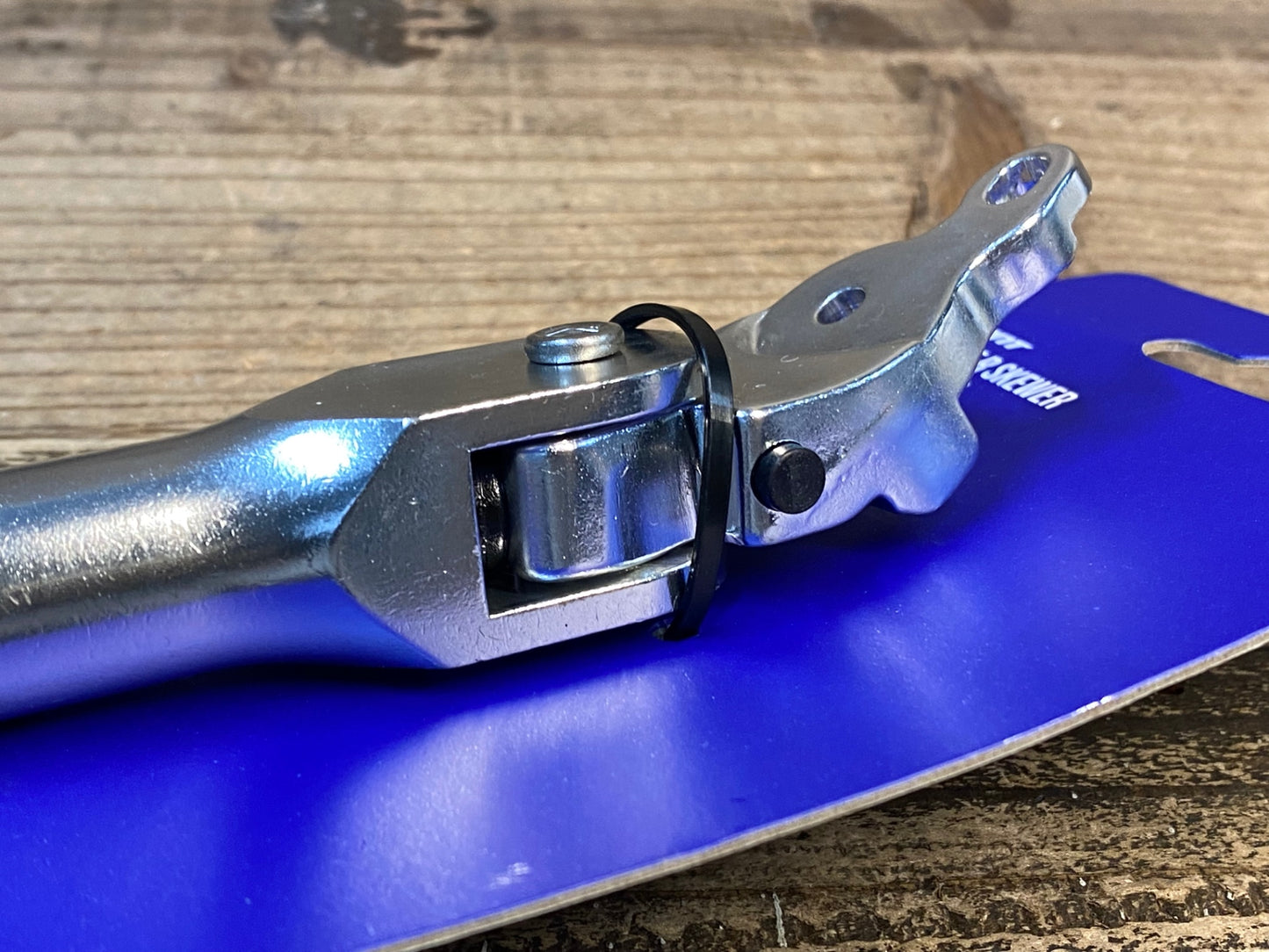 IV794 ジャイアント GIANT ESCAPE R SKEWER KICKSTAND スタンド