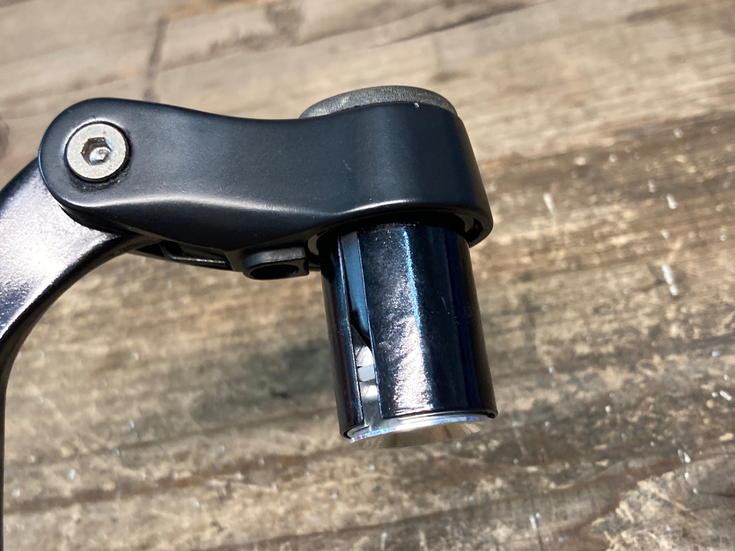 IS452 テクトロ TEKTRO RX4.1 エアロブレーキレバー バーエンドブレーキレバー 黒 差し込みΦ19.6~20.6