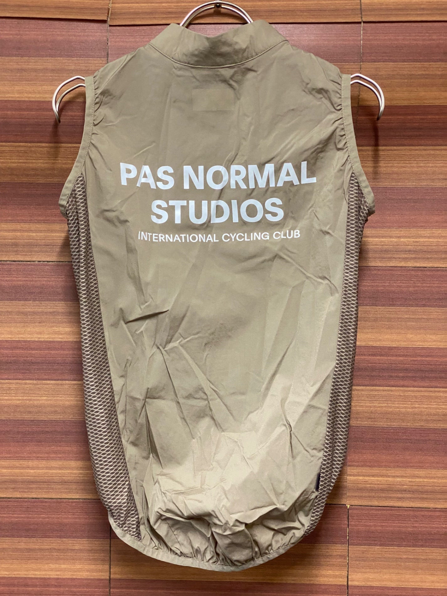 IV047 パスノーマルスタジオ PAS NORMAL STUDIOS Mechanism Stow Away Gilet ジレ ベスト 茶 S