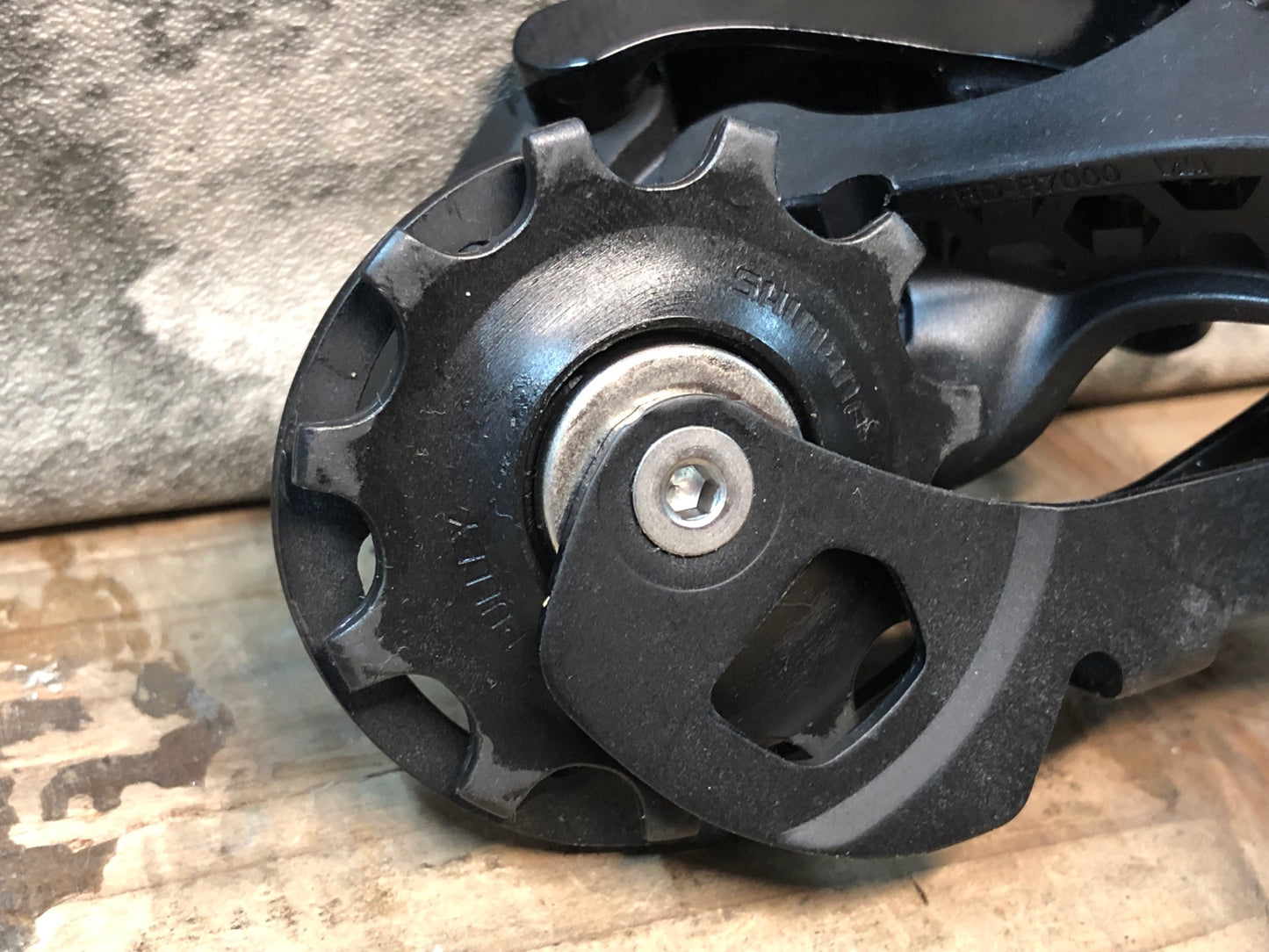 IT580 シマノ SHIMANO 105 RD-R7000 リアディレイラー SS11S  黒