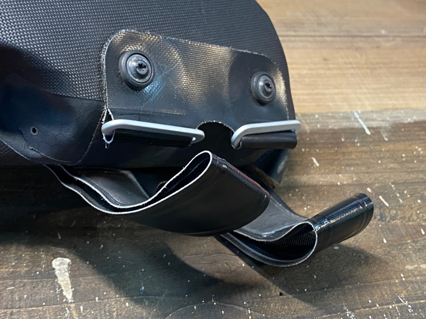 IB063 オルトリーブ ORTLIEB サドルバッグ WATERPROOF