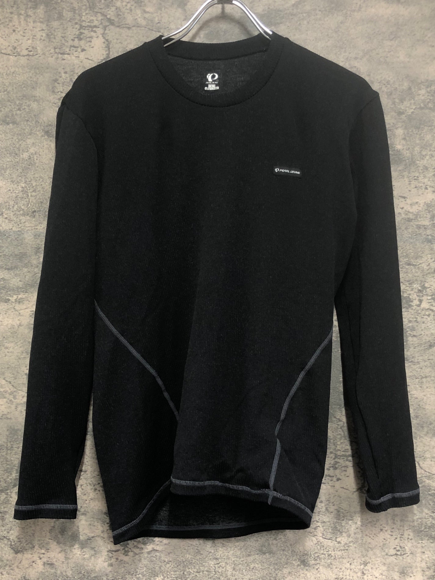IX174 パールイズミ PEARL iZUMi 長袖 べースレイヤー 黒 L