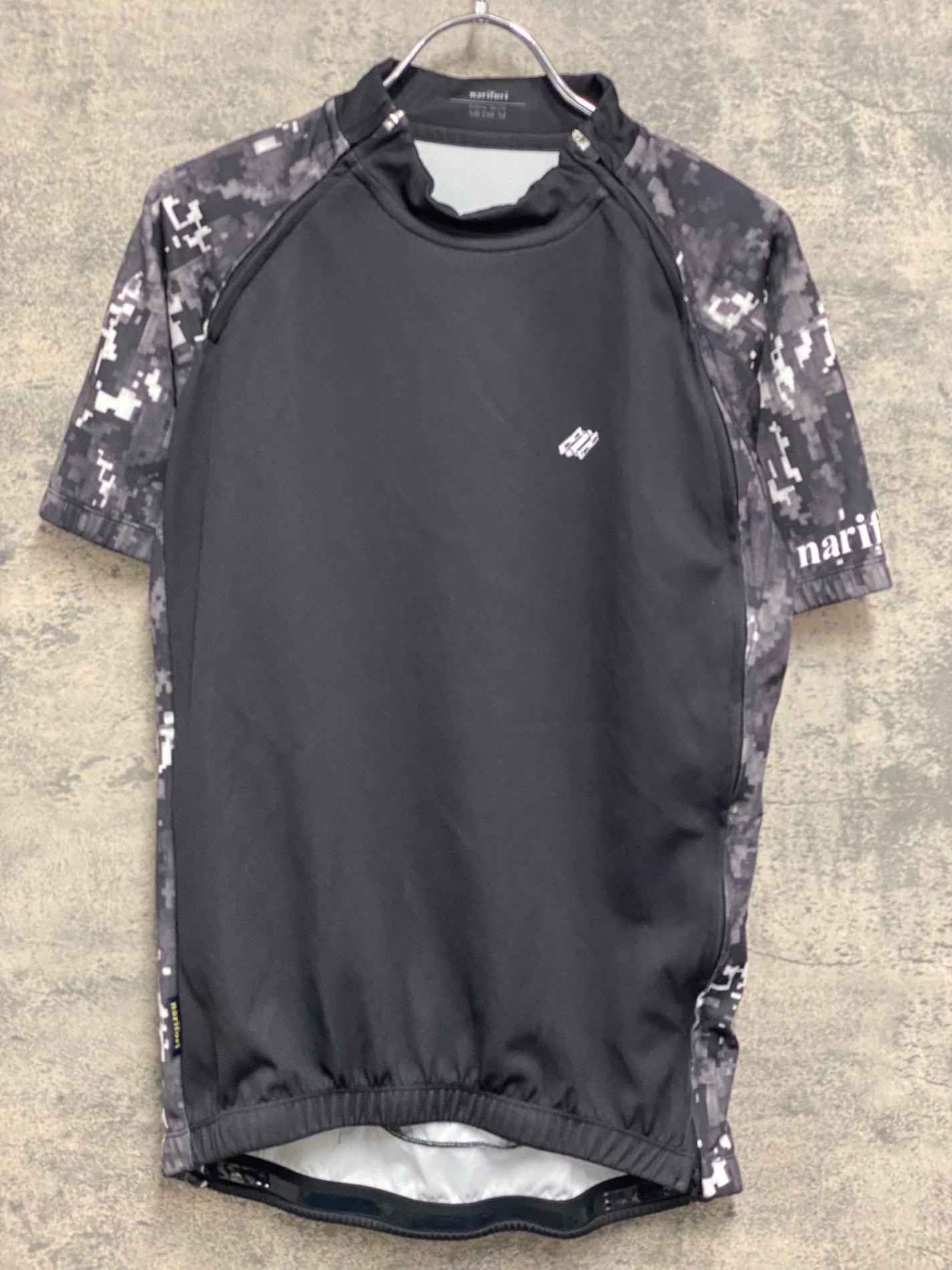 IZ426 ナリフリ narifuri NFTK-21 半袖 サイクルジャージ 黒 M