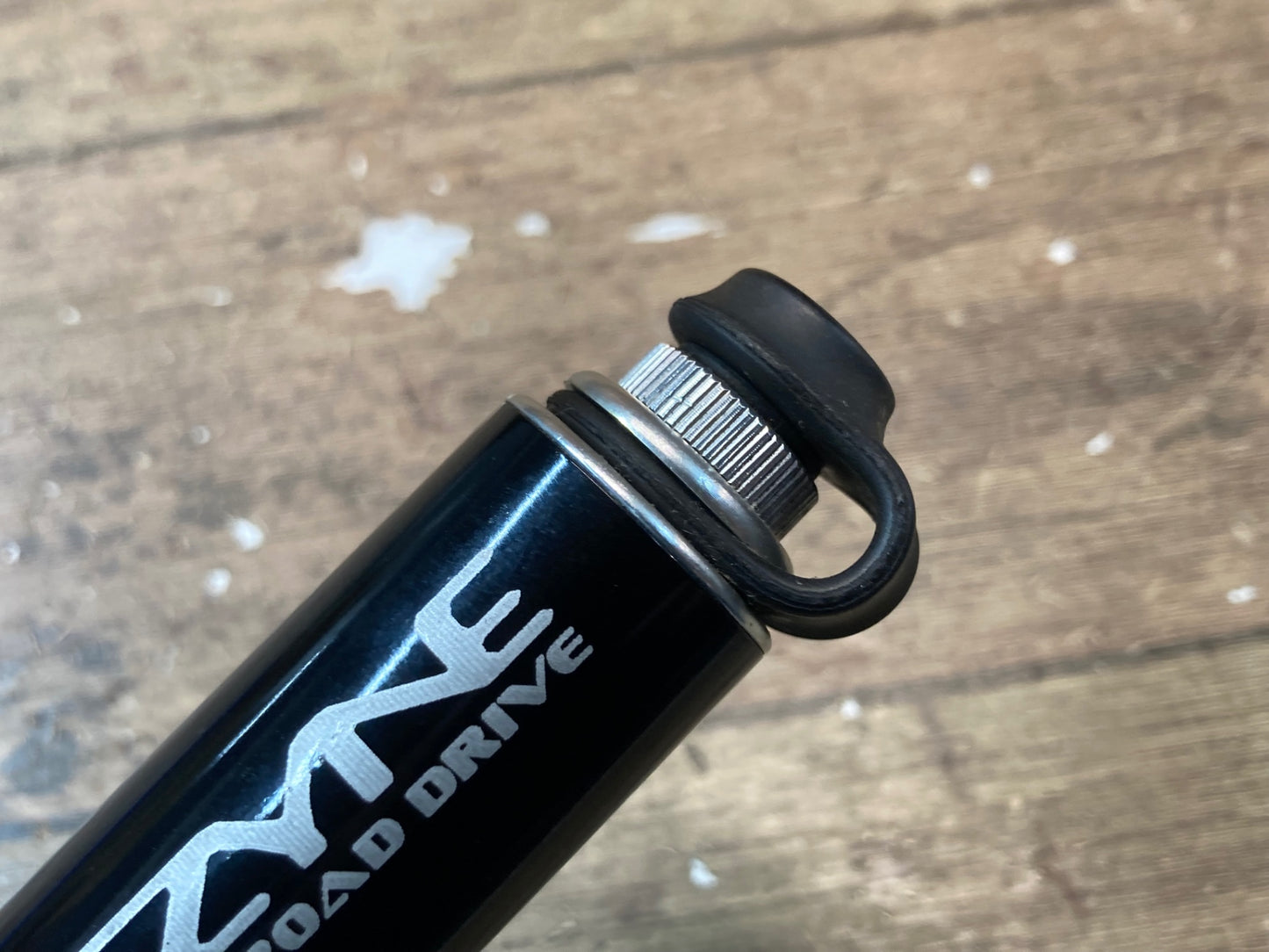 IH397 レザイン LEZYNE ROAD DRIVE 携帯空気入れ 黒