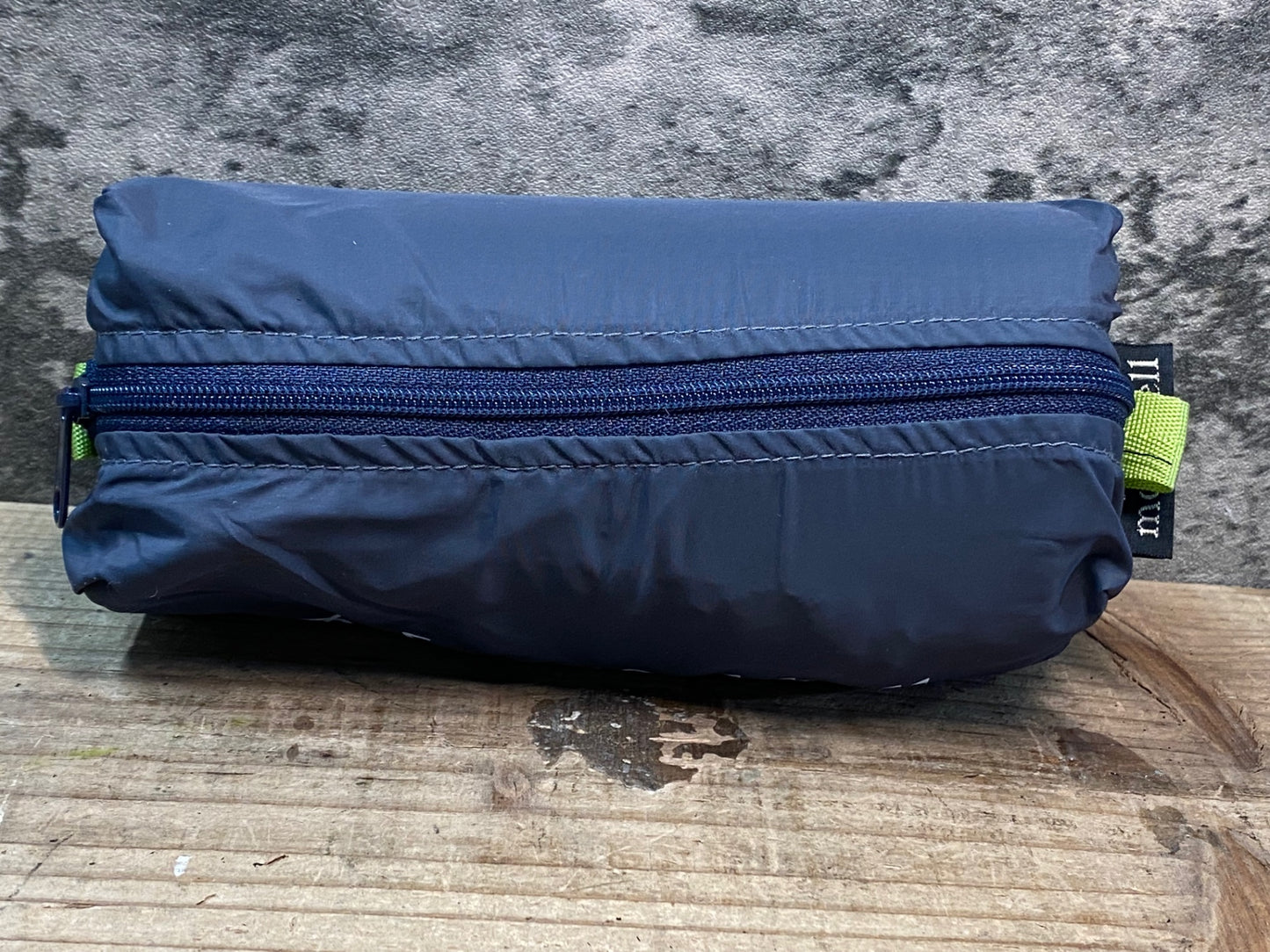 JB491 モンベル mont-bell 横型 輪行袋 グレー