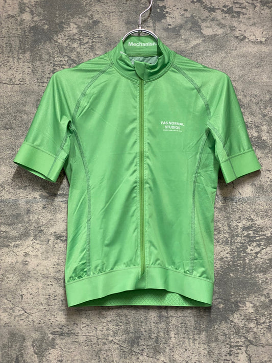 JC415 パスノーマルスタジオ Pas Normal Studios | Men's Mechanism Jersey 半袖 サイクルジャージ グリーン S