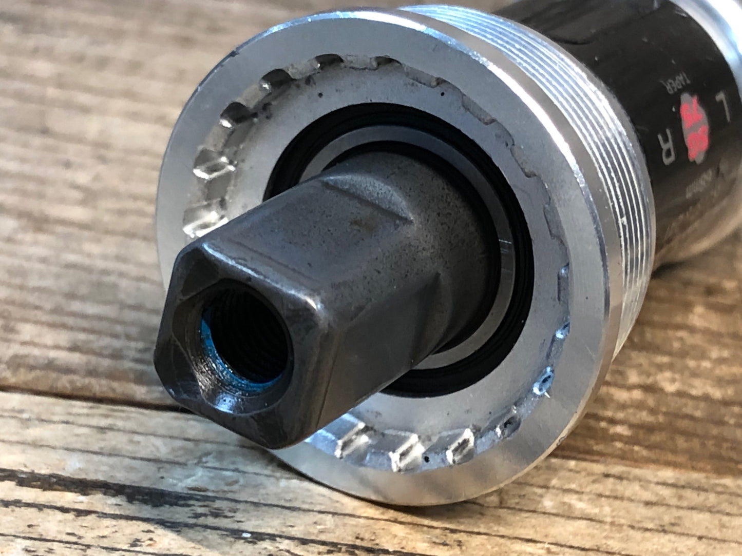 IF238 スギノ SUGINO SUGINO75 CBB-SG75 ボトムブラケット BB 軸長112mm 68mm BC1.37×24T