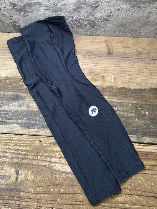 IZ849 アソス ASSOS 裏起毛 レッグ ウォーマー サイズ Ⅱ 黒