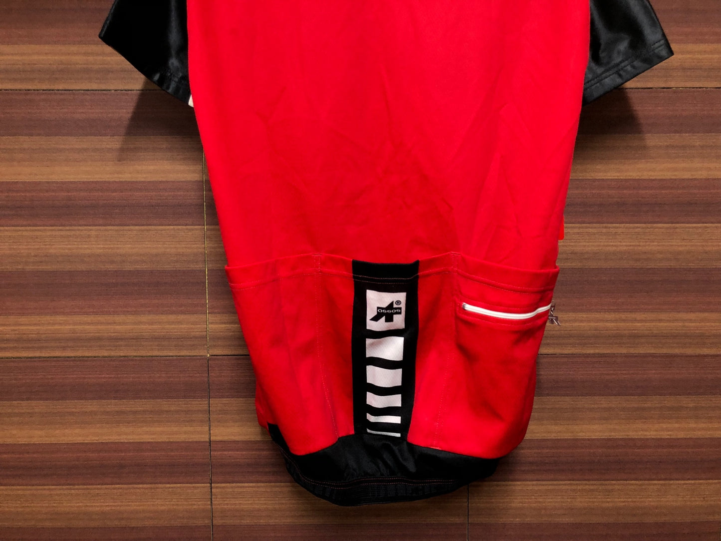 IU911 アソス assos 半袖 サイクルジャージ 赤 M 黄ばみ