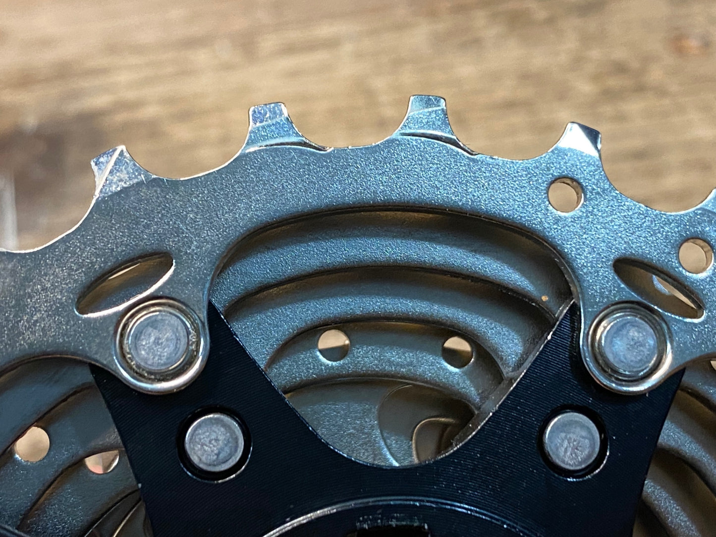 IZ660 シマノ SHIMANO 105 CS-R7000 スプロケット 11S 12-25T