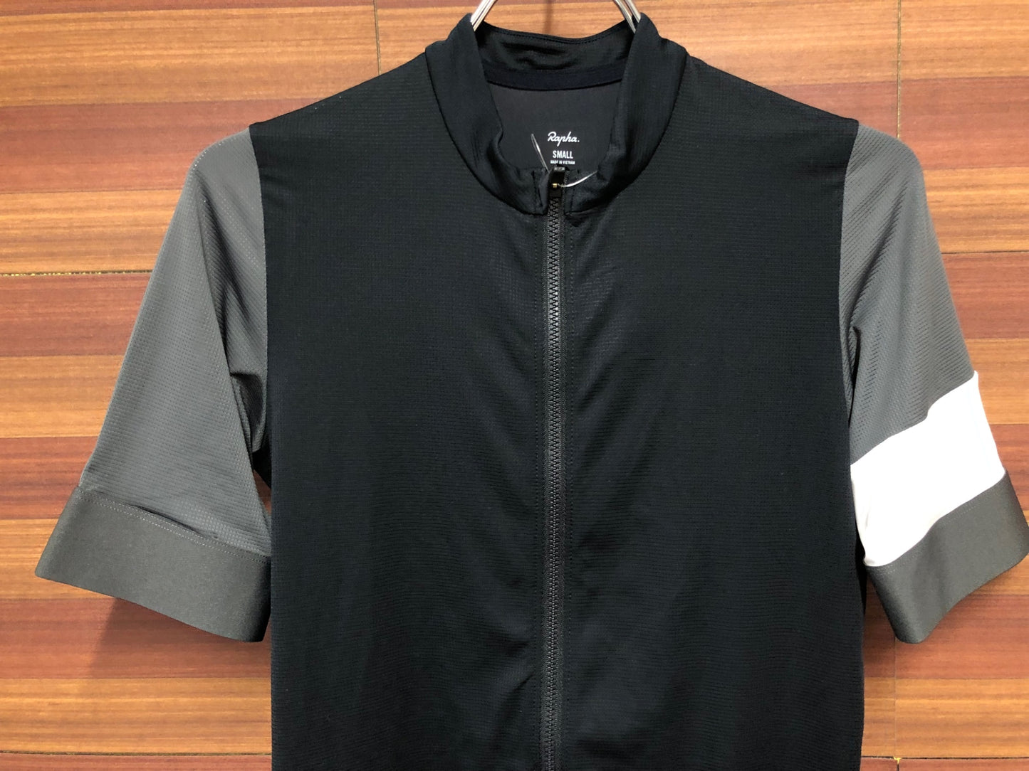 IO705 ラファ Rapha PRO TEAM TRAINING JERSEY 半袖 サイクルジャージ 黒 グレー S