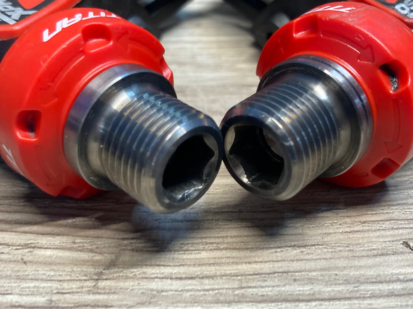 IZ608 タイム TIME エクスプレッソ XPRESSO 12 ビンディングペダル