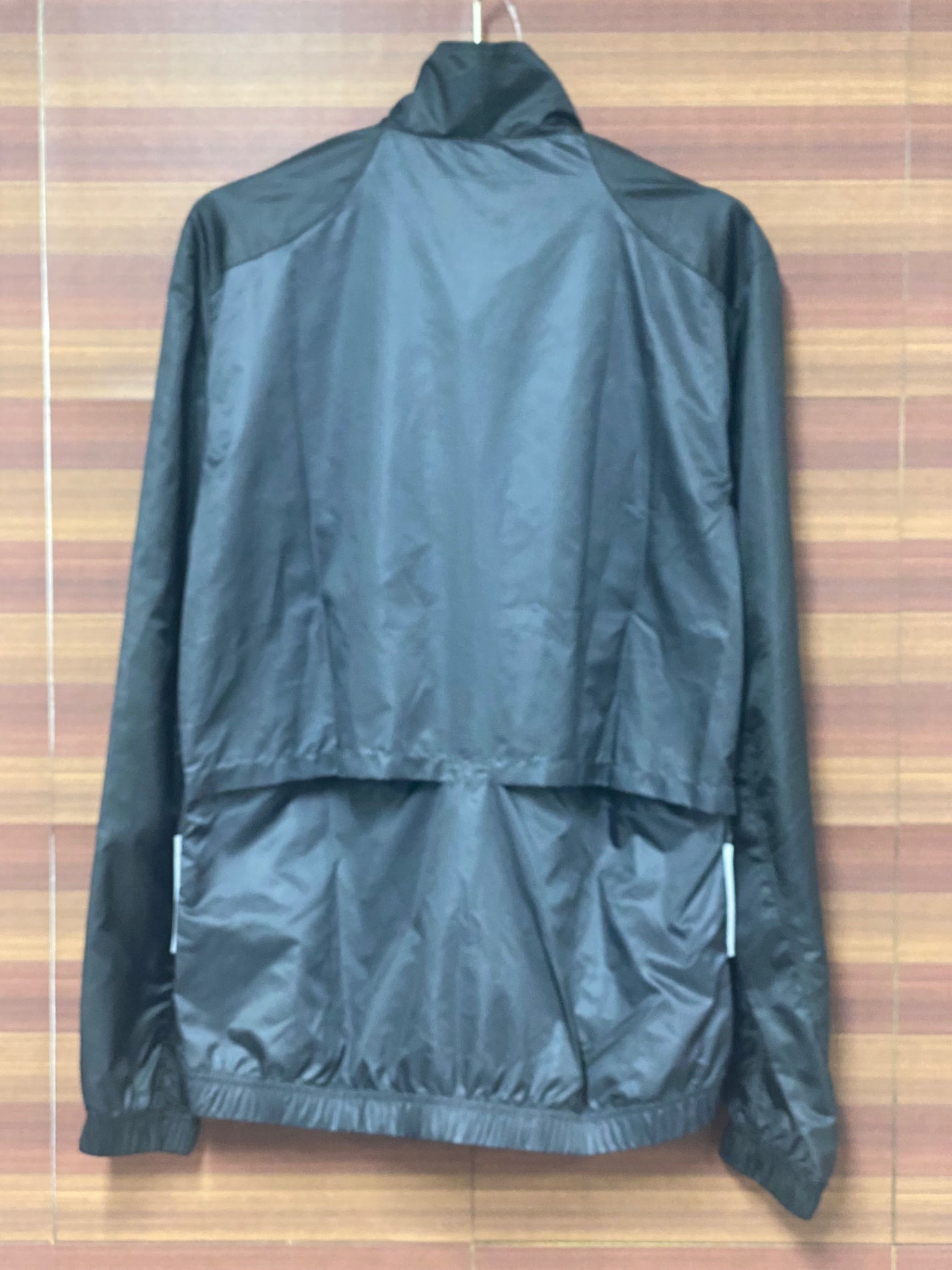 IQ235 レリック reric 長袖 ウィンドブレーカー ダーククレー S