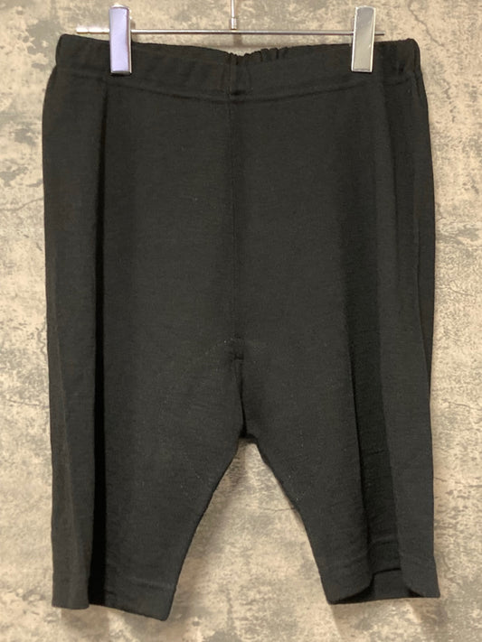 IU107 W CLASSICS ハーフパンツ 黒 XL