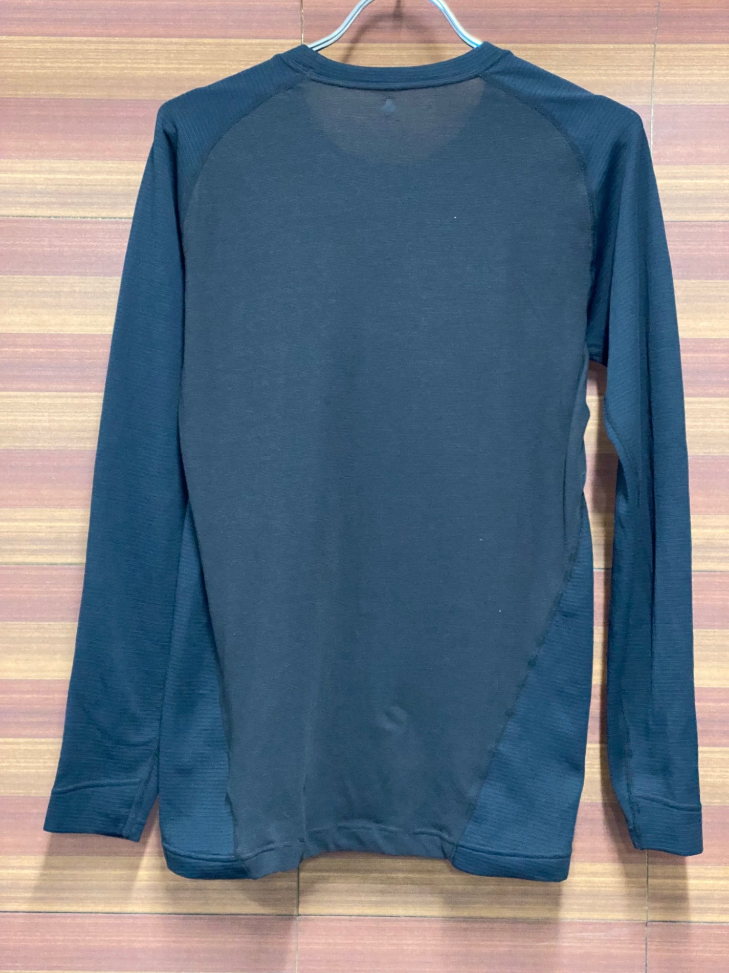 IU215 モンベル mont-bell 長袖 ベースレイヤー 紺 S