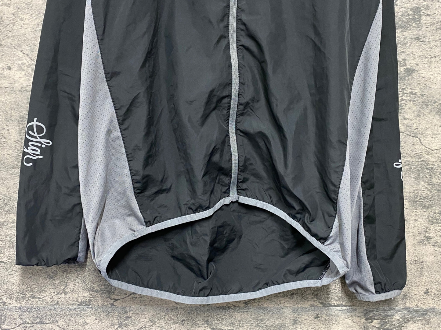 IY333 シーガー Sigr 長袖 ウインドブレーカー 黒 M