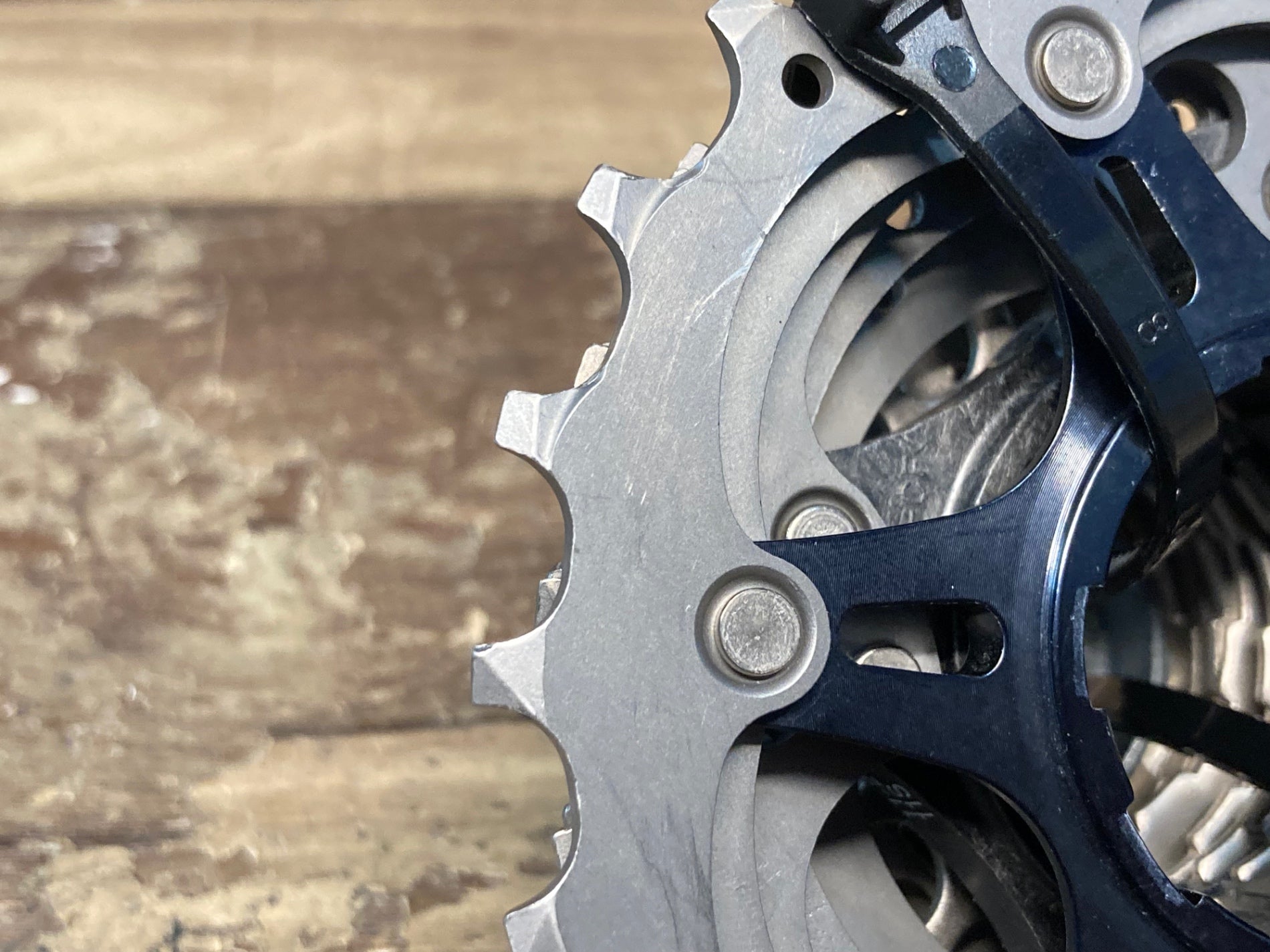 IE048 シマノ SHIMANO デュラエース DURA-ACE CS-R9100