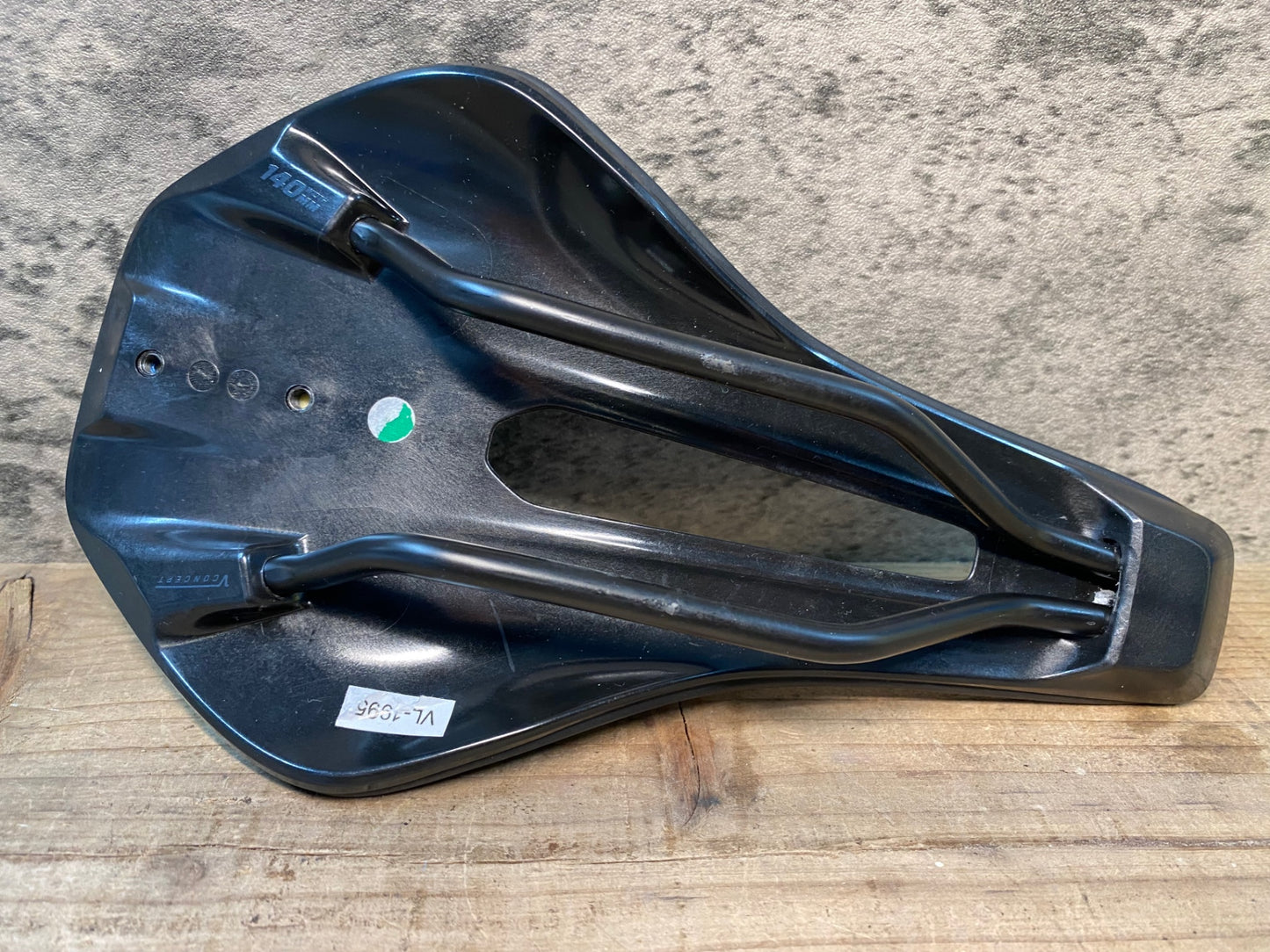 IY910 シンクロス Syncros Belcarra V 1.5 サドル 黒 140mm クロモリレール