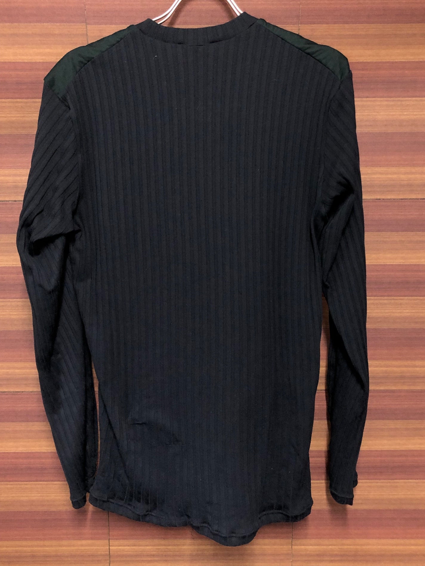 IQ694 パールイズミ PEARL iZUMi 長袖 べースレイヤー 黒 サイズ不明 ※タグカット