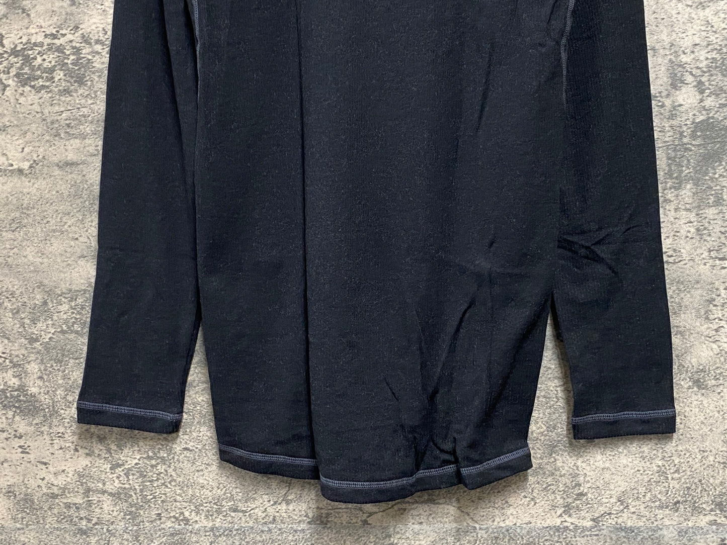 JA649 パールイズミ PEARL iZUMi ヒートテックセンサーロングスリーブ べースレイヤー 黒 L